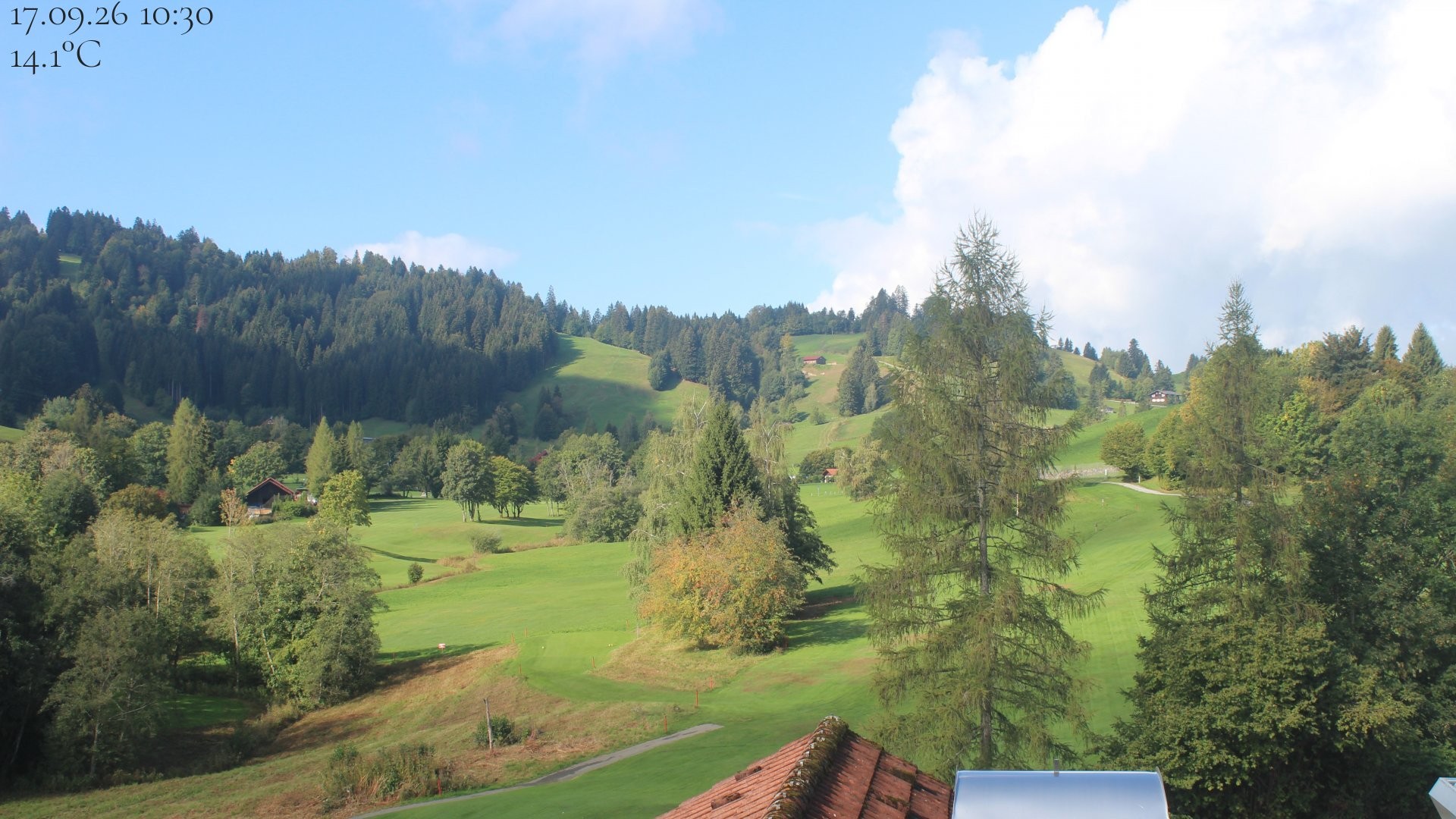 Archiv Foto Webcam Biohotel Schratt in Oberstaufen - Blick Golfplatz