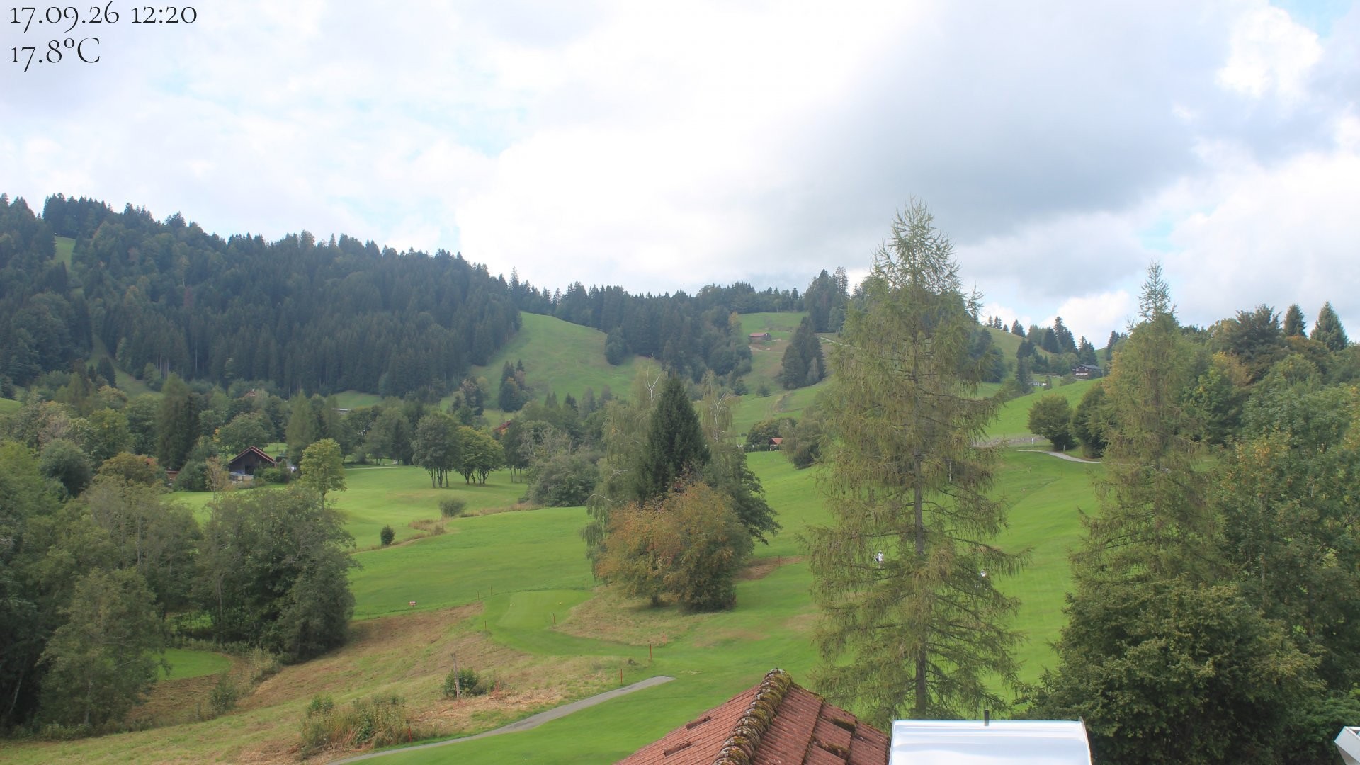 Archiv Foto Webcam Biohotel Schratt in Oberstaufen - Blick Golfplatz