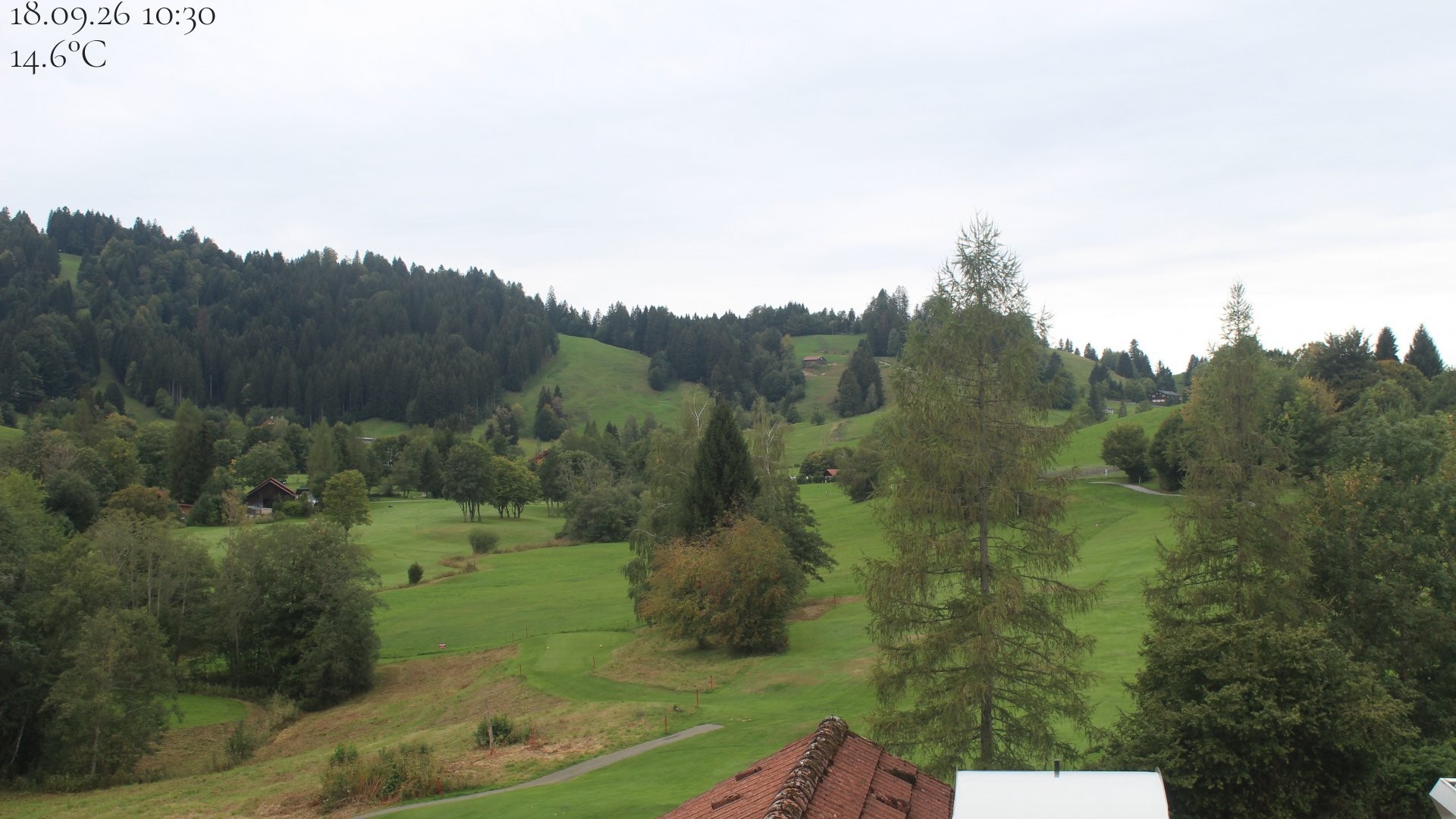 Archiv Foto Webcam Biohotel Schratt in Oberstaufen - Blick Golfplatz