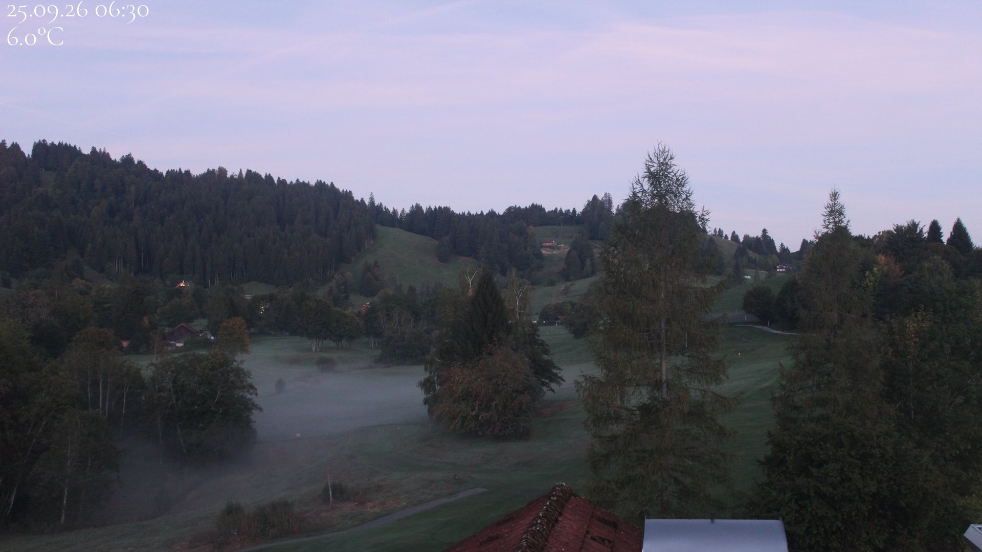 Archived image Webcam Hotel Schratt in Oberstaufen - View Golf Course