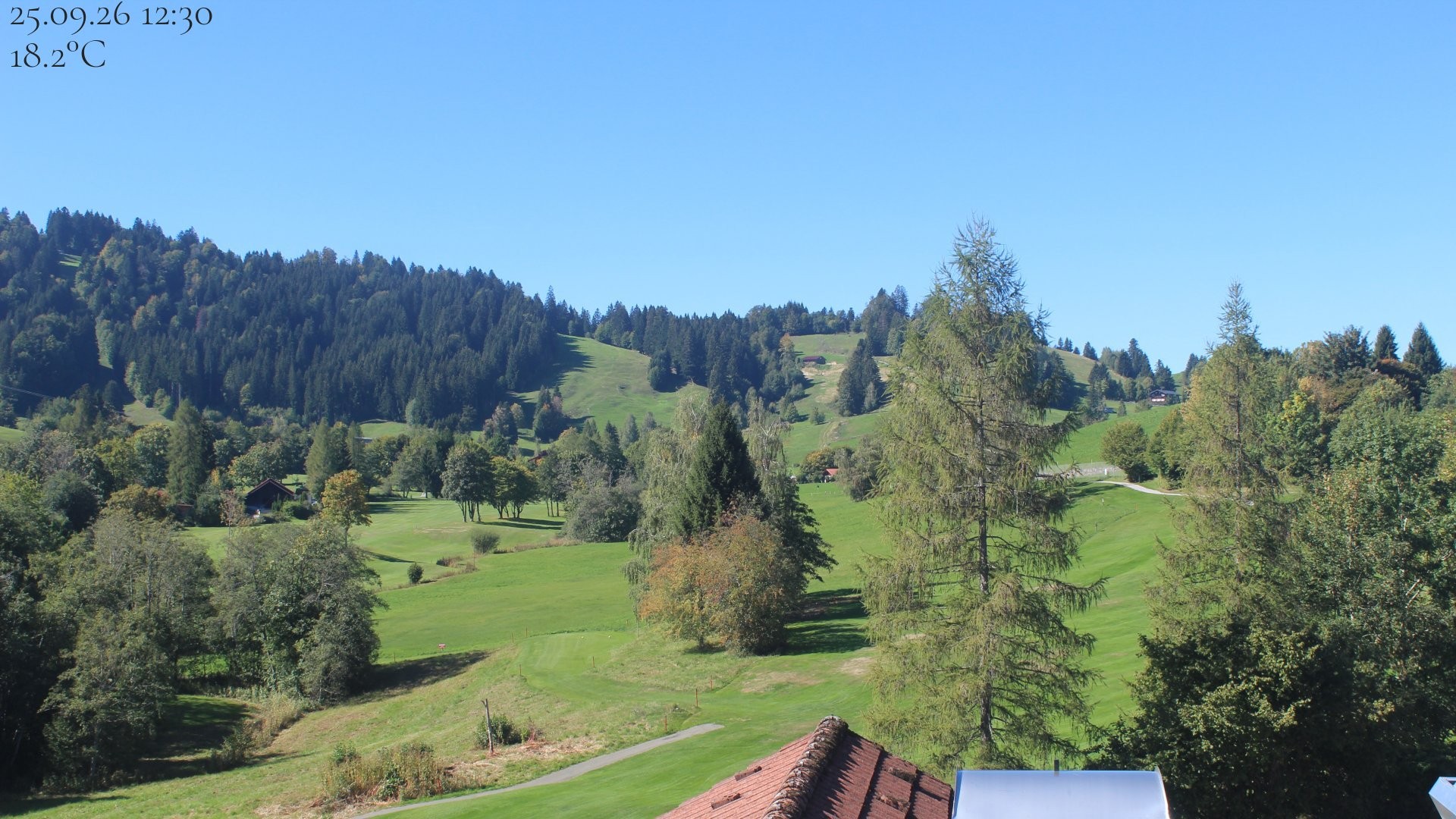 Archived image Webcam Hotel Schratt in Oberstaufen - View Golf Course