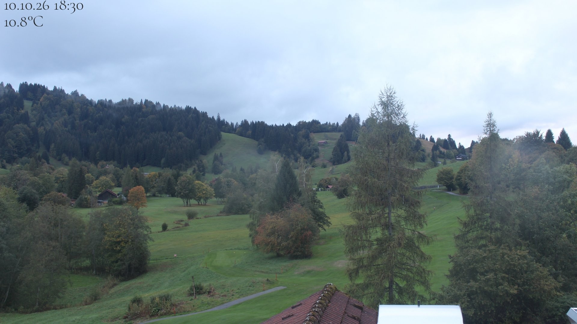 Archiv Foto Webcam Biohotel Schratt in Oberstaufen - Blick Golfplatz
