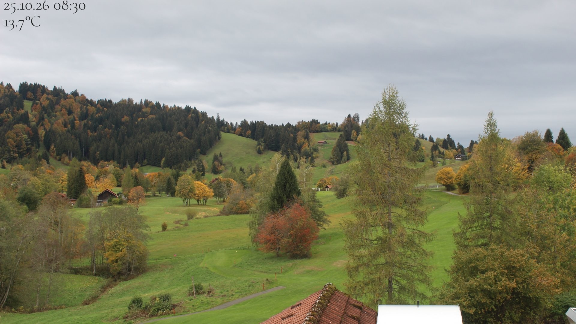 Archived image Webcam Hotel Schratt in Oberstaufen - View Golf Course