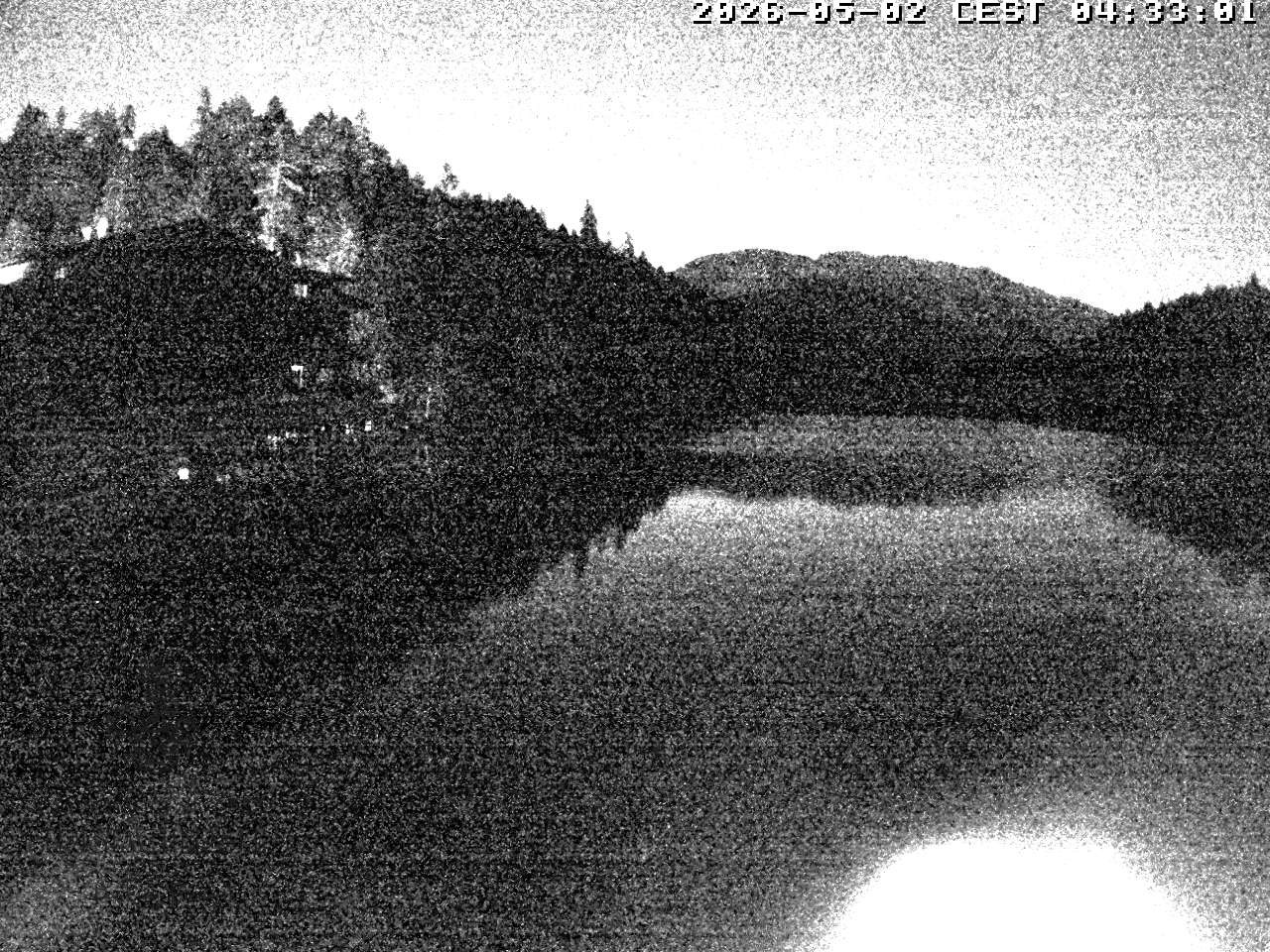 Archiv Foto Webcam Blick über den Tristachersee