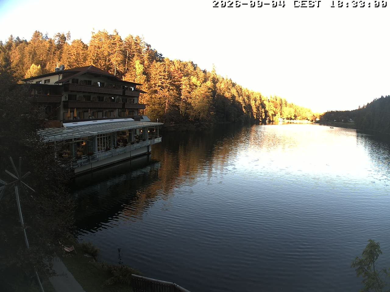 Archiv Foto Webcam Blick über den Tristachersee