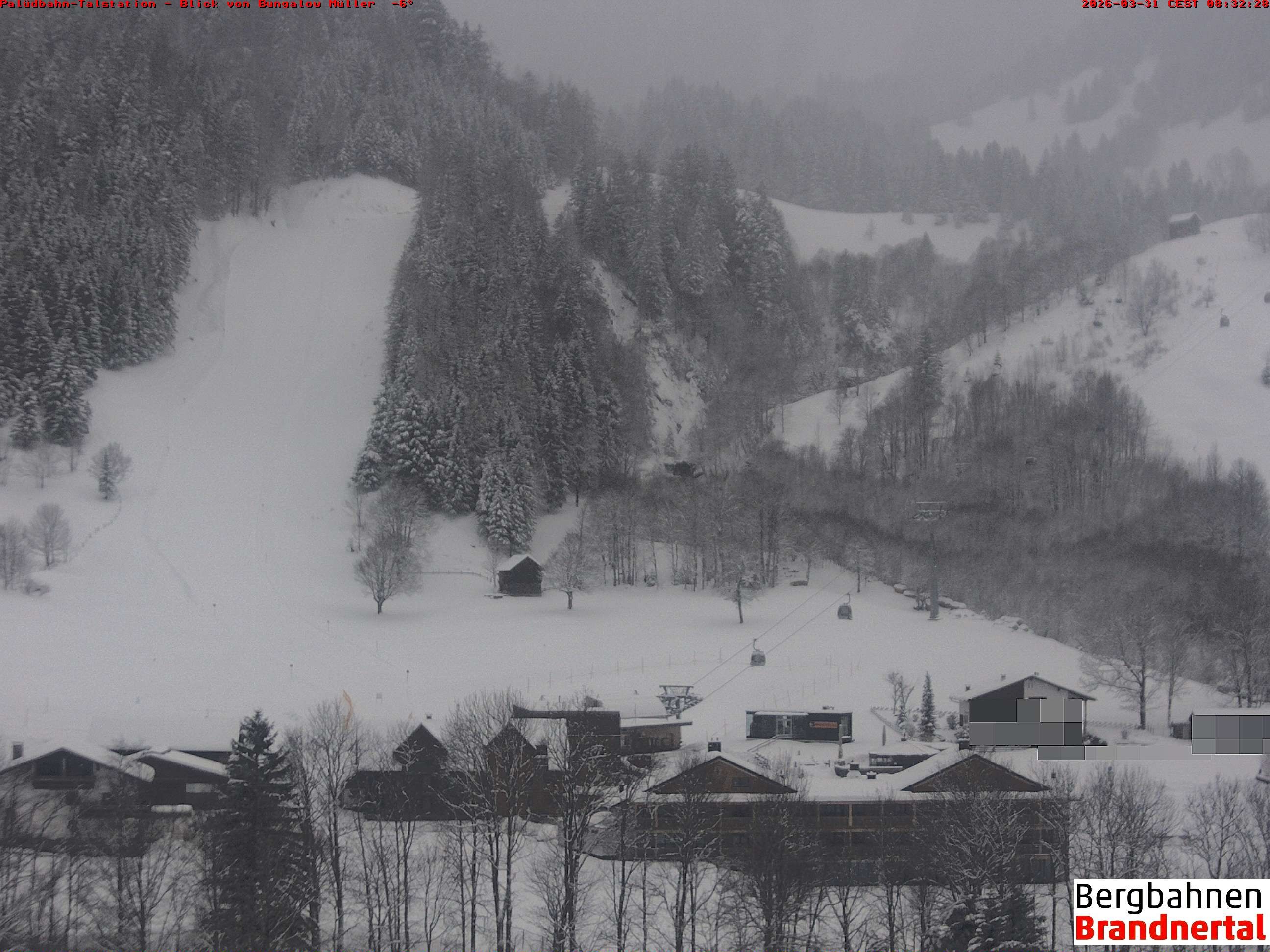 Archived image Webcam base station "Palüdbahn", Brand near Bludenz