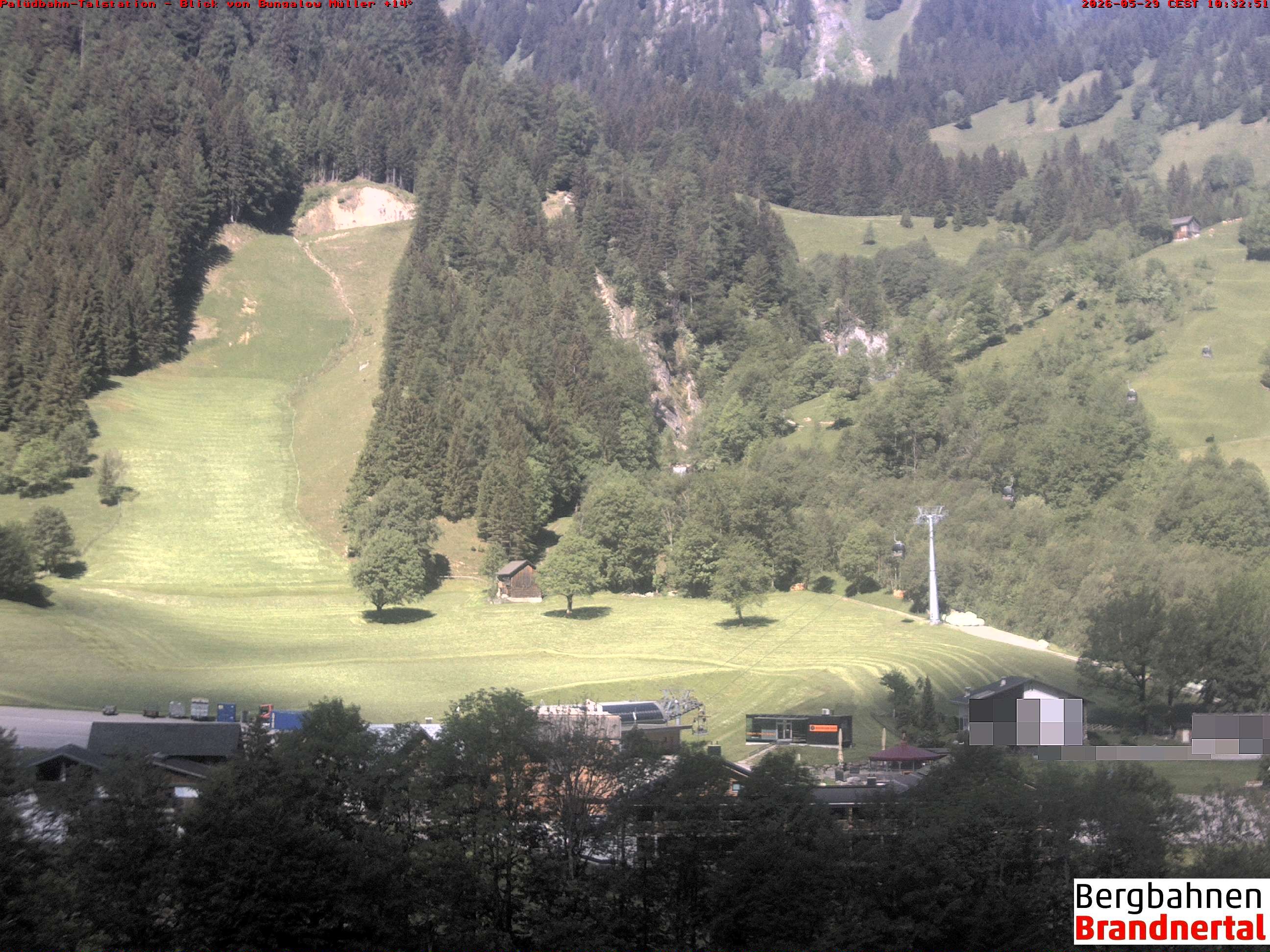 Archived image Webcam base station "Palüdbahn", Brand near Bludenz