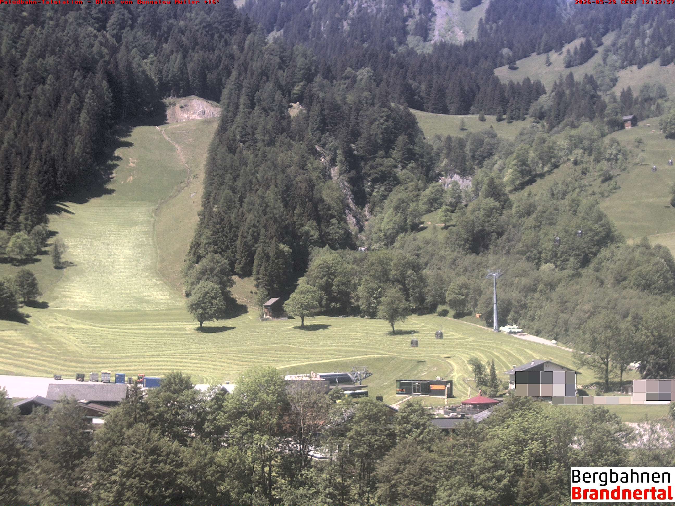 Archived image Webcam base station "Palüdbahn", Brand near Bludenz