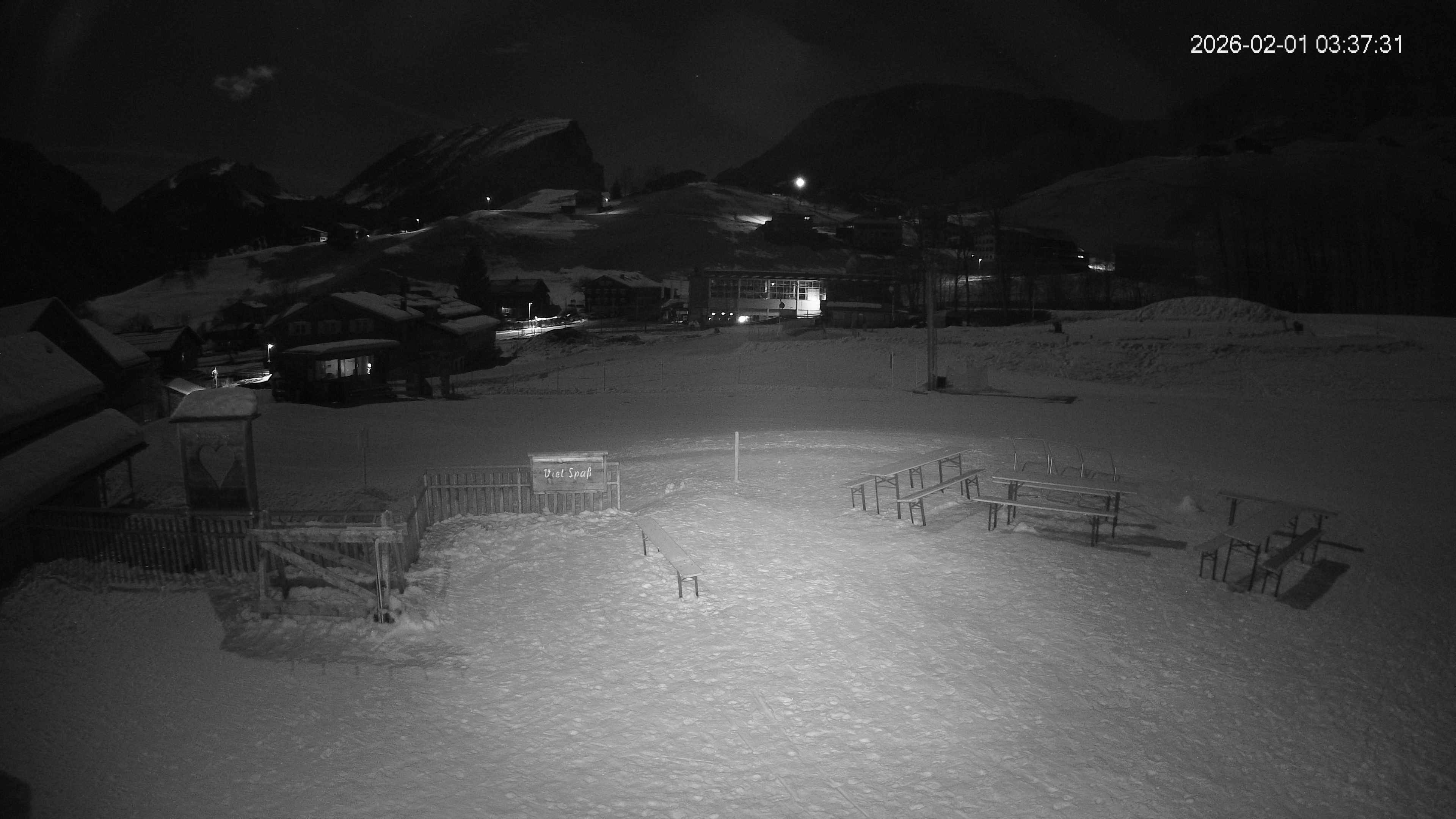 Archived image Webcam Hotel "Schrannen-Hof" at mountain "Diedamskopf"