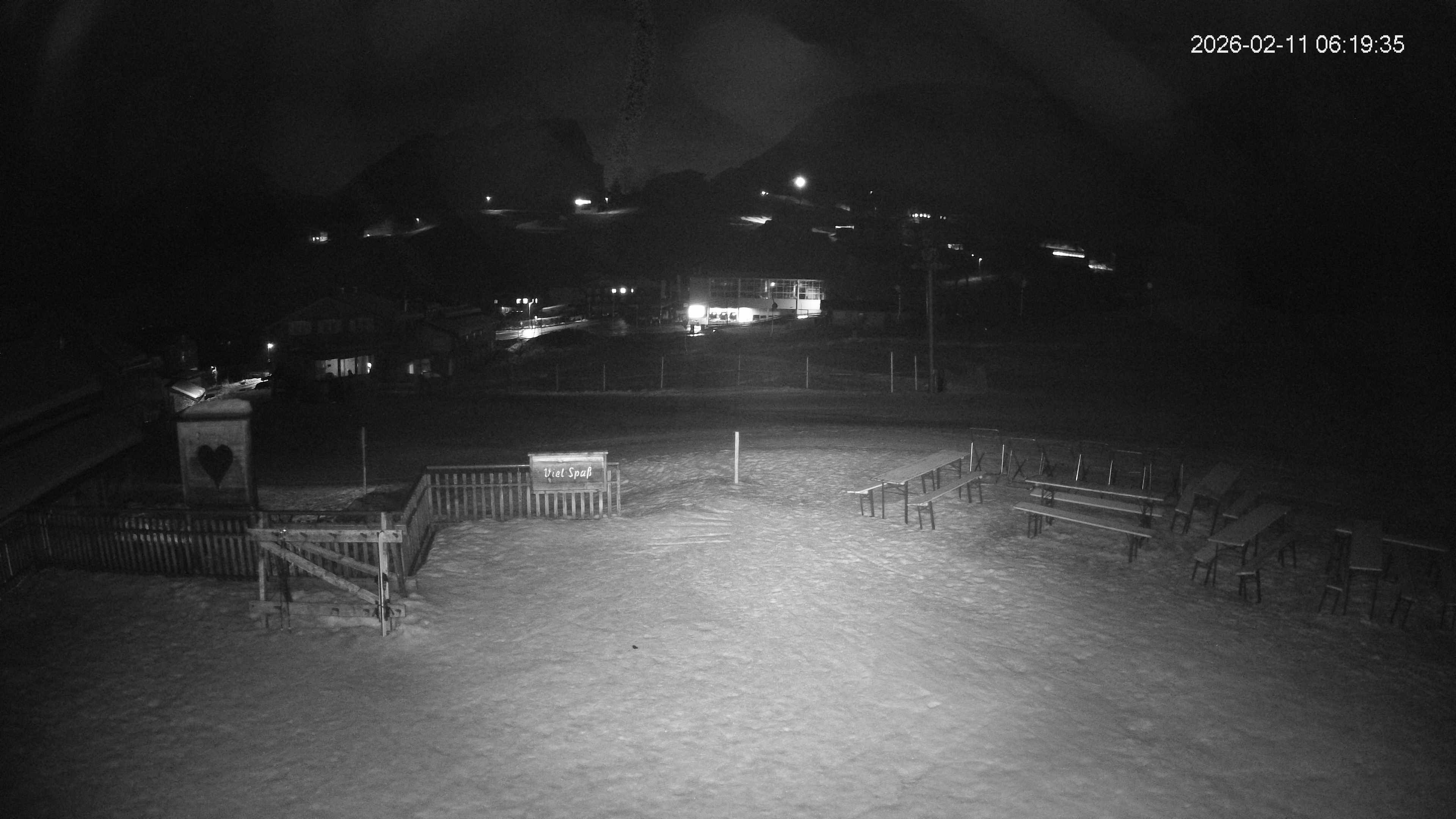 Archived image Webcam Hotel "Schrannen-Hof" at mountain "Diedamskopf"