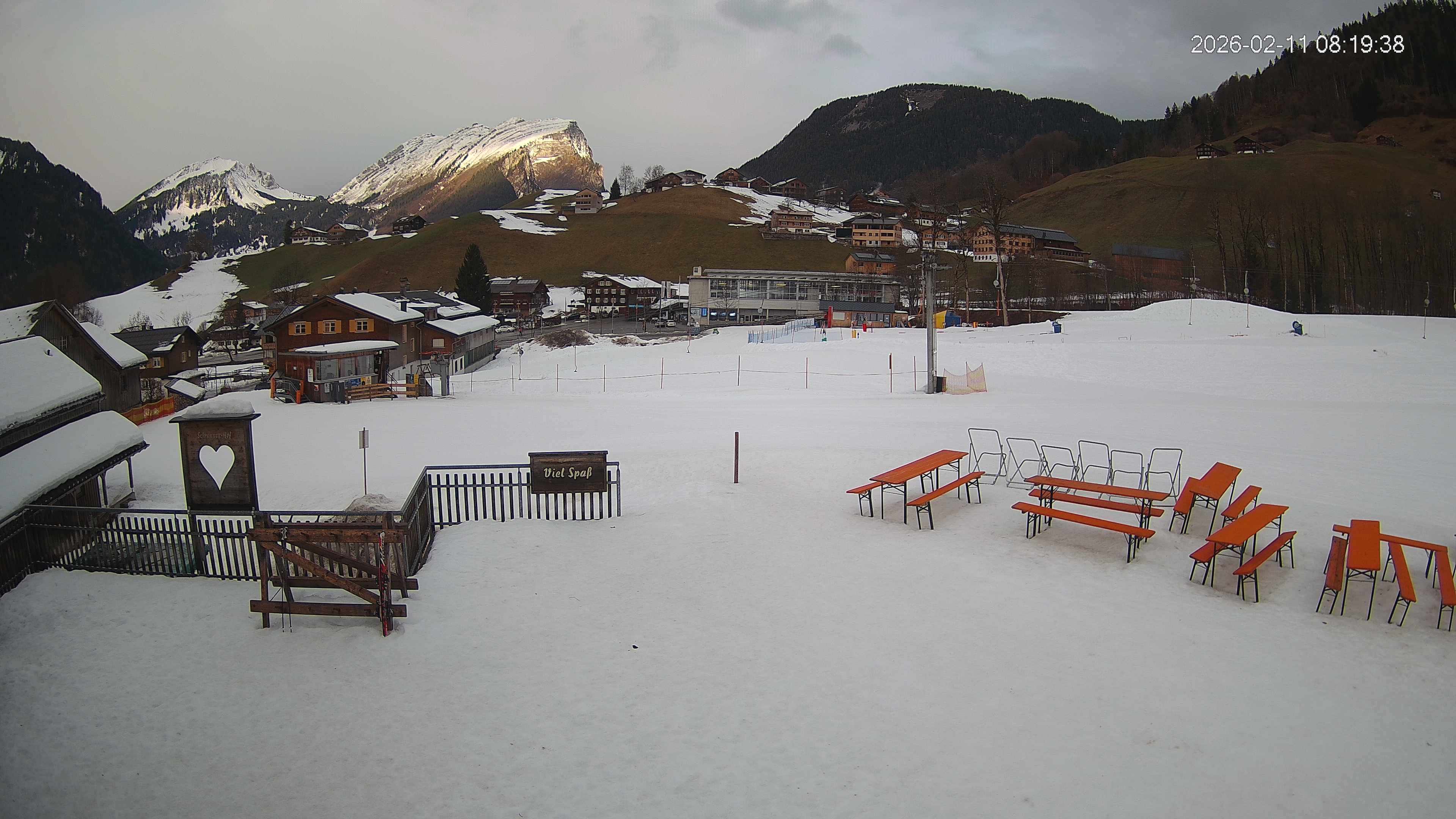 Archived image Webcam Hotel "Schrannen-Hof" at mountain "Diedamskopf"