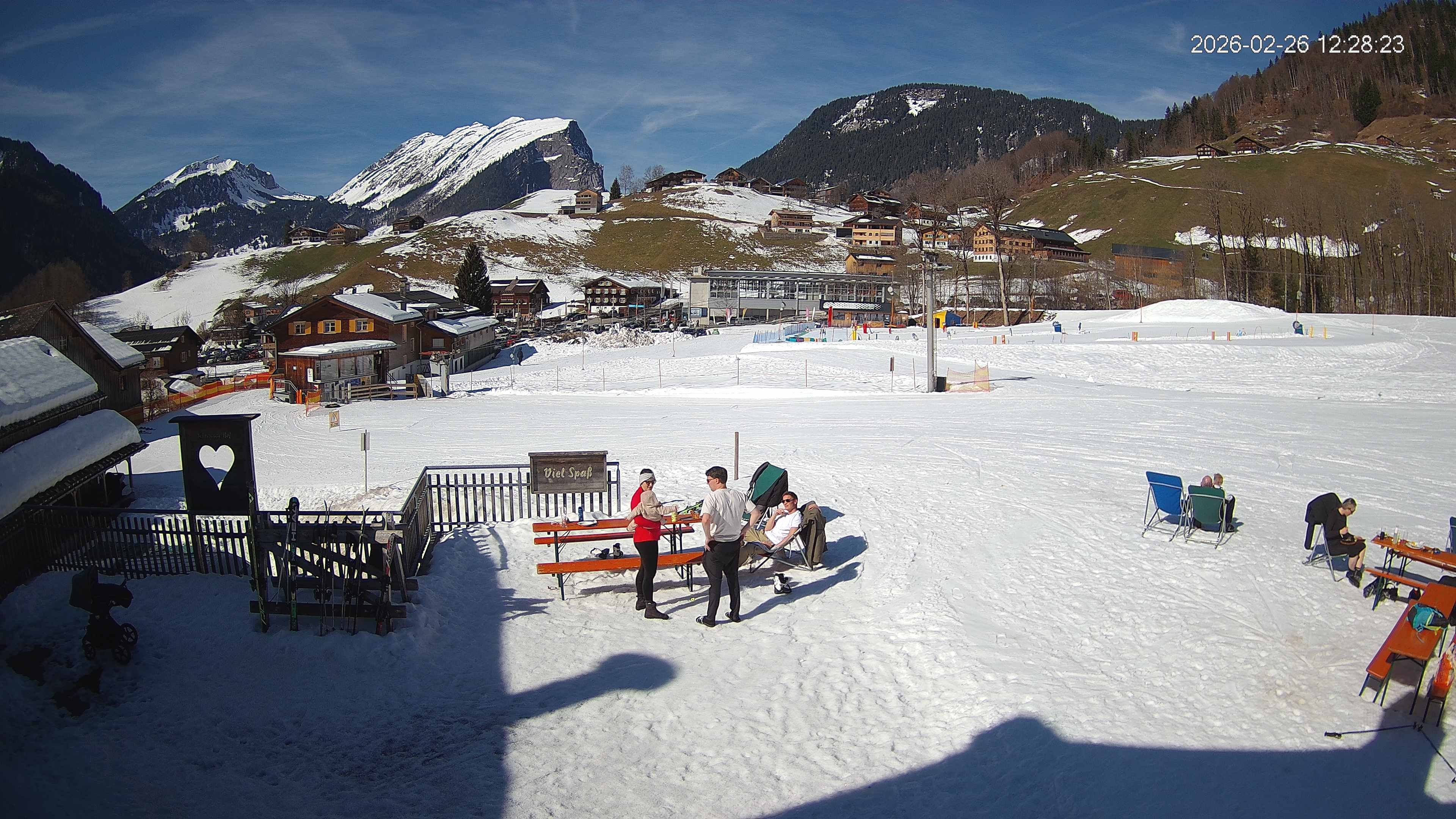 Archived image Webcam Hotel "Schrannen-Hof" at mountain "Diedamskopf"