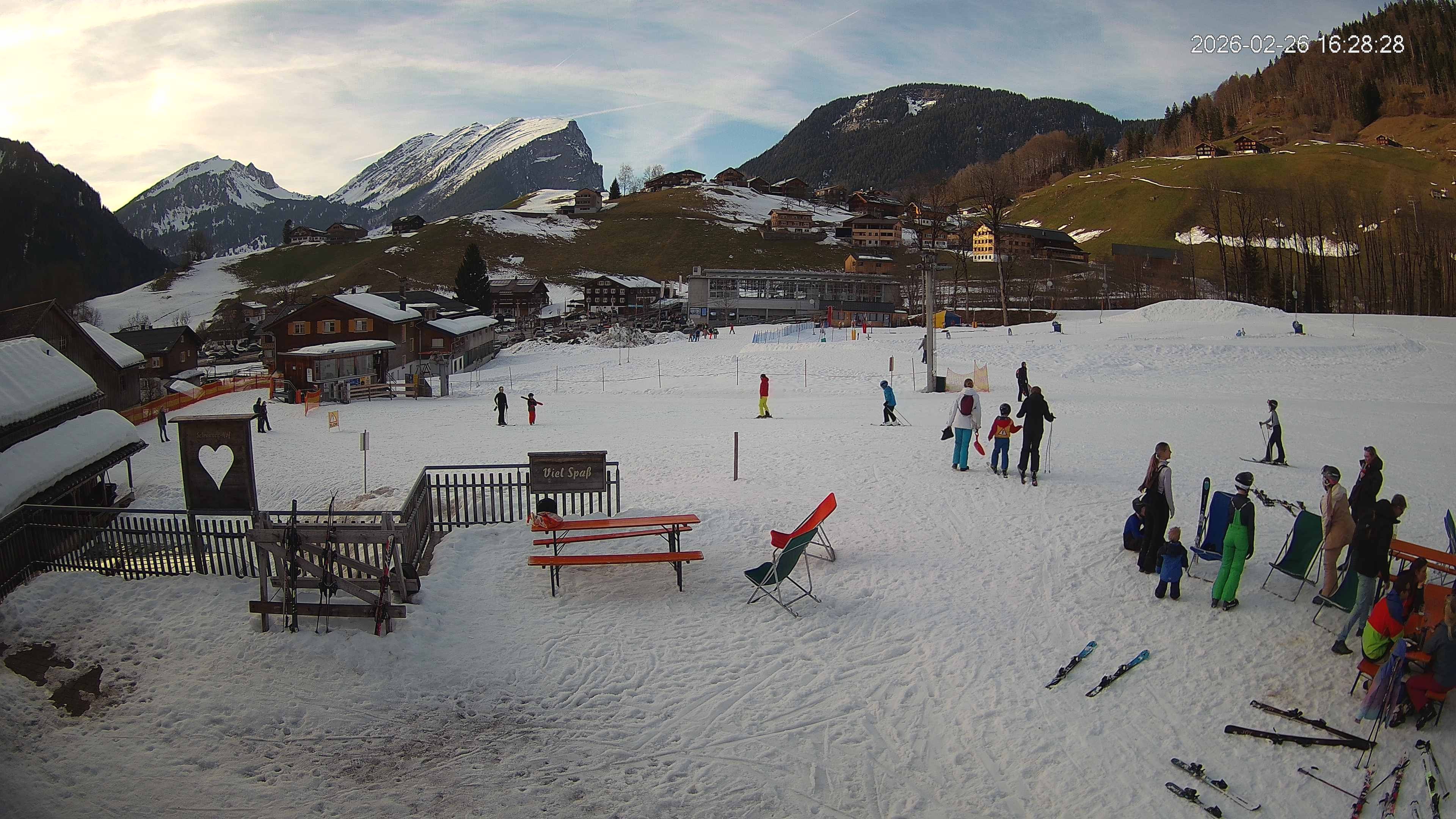 Archived image Webcam Hotel "Schrannen-Hof" at mountain "Diedamskopf"
