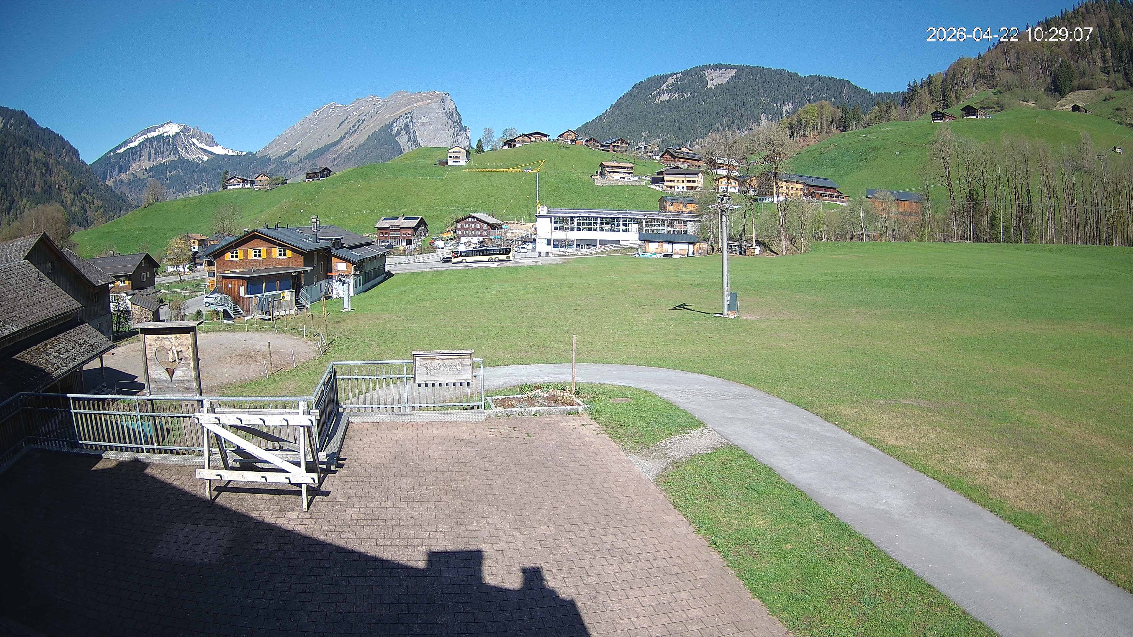 Archived image Webcam Hotel "Schrannen-Hof" at mountain "Diedamskopf"