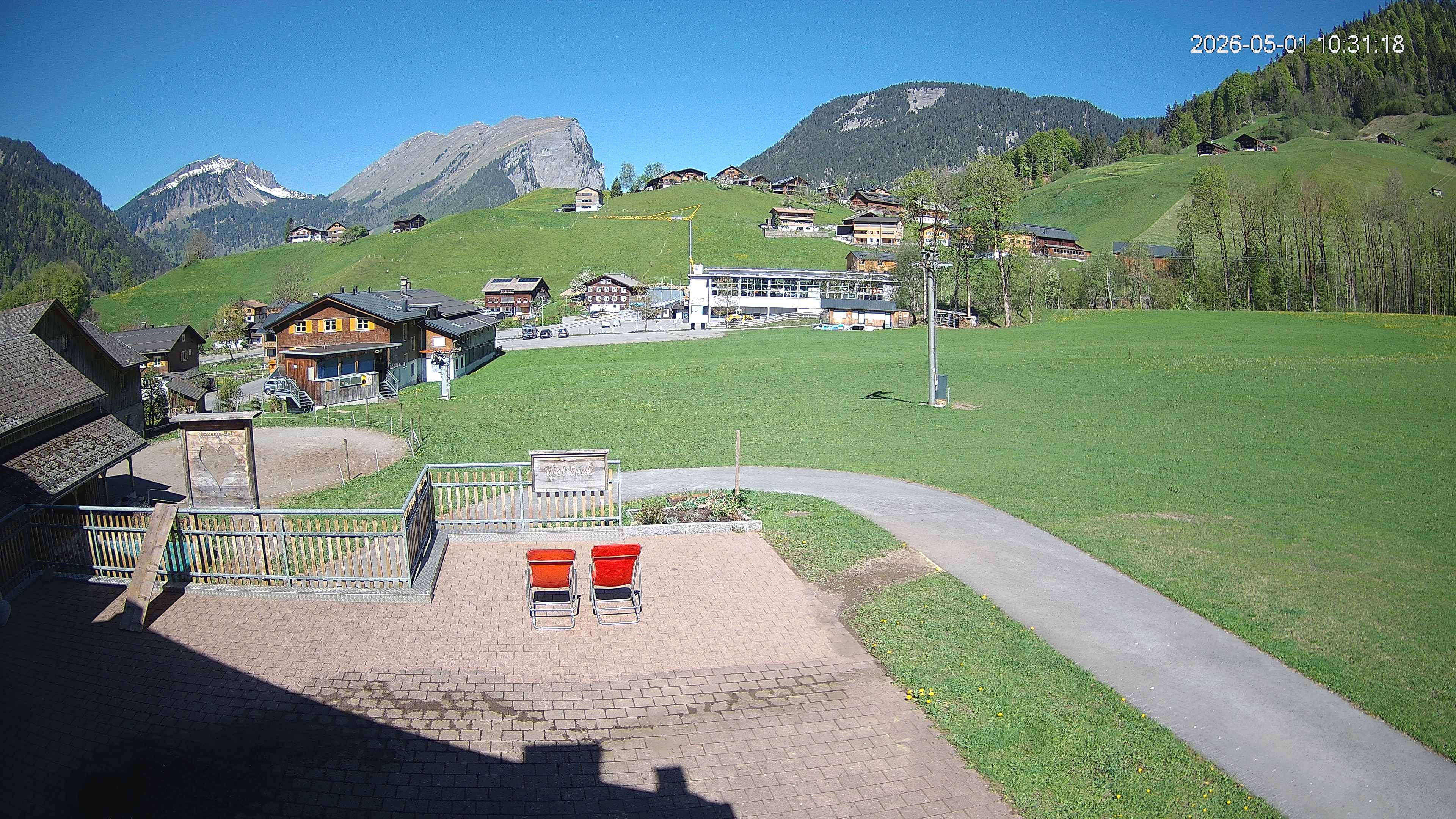 Archived image Webcam Hotel "Schrannen-Hof" at mountain "Diedamskopf"