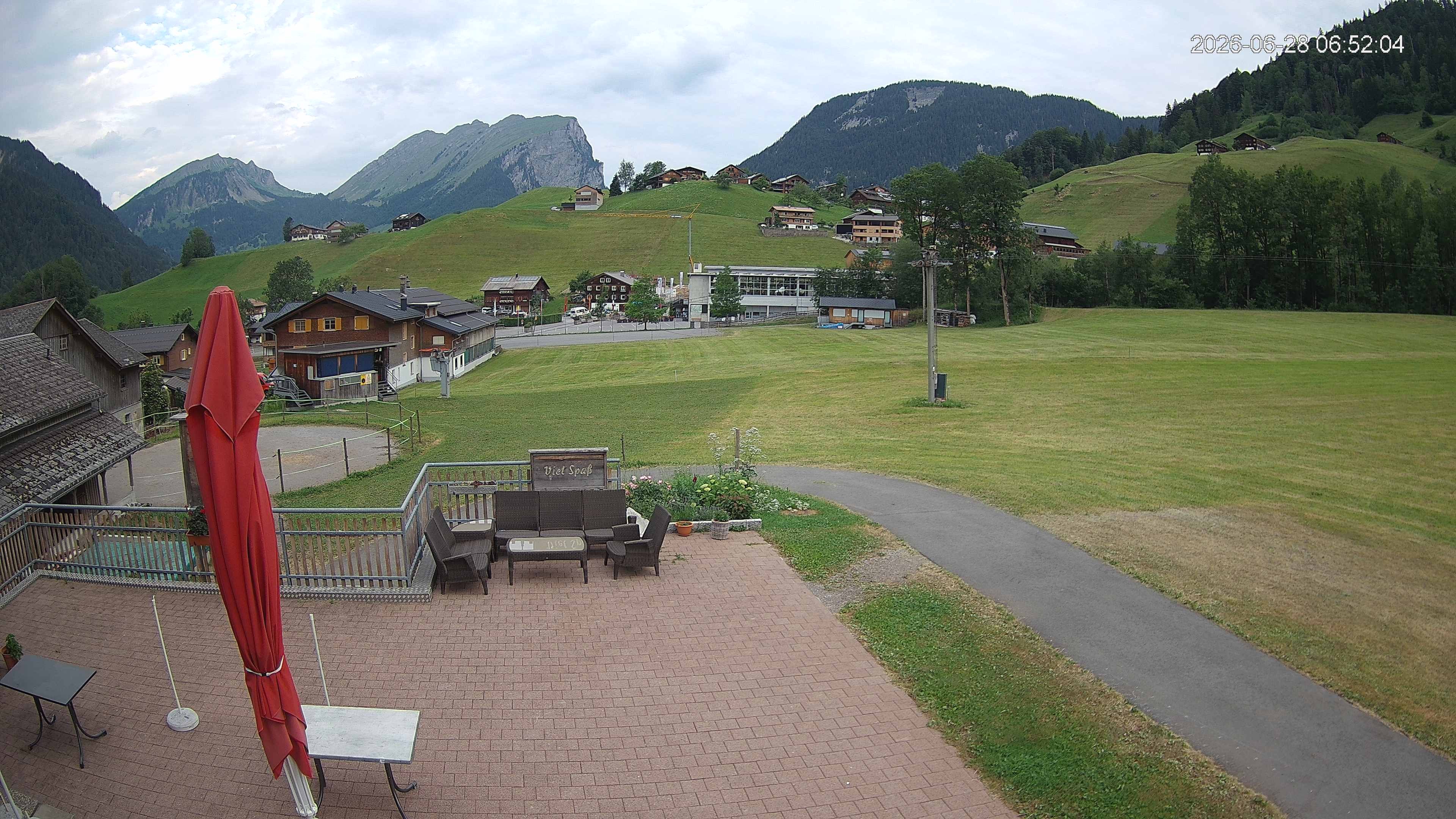 Archived image Webcam Hotel "Schrannen-Hof" at mountain "Diedamskopf"
