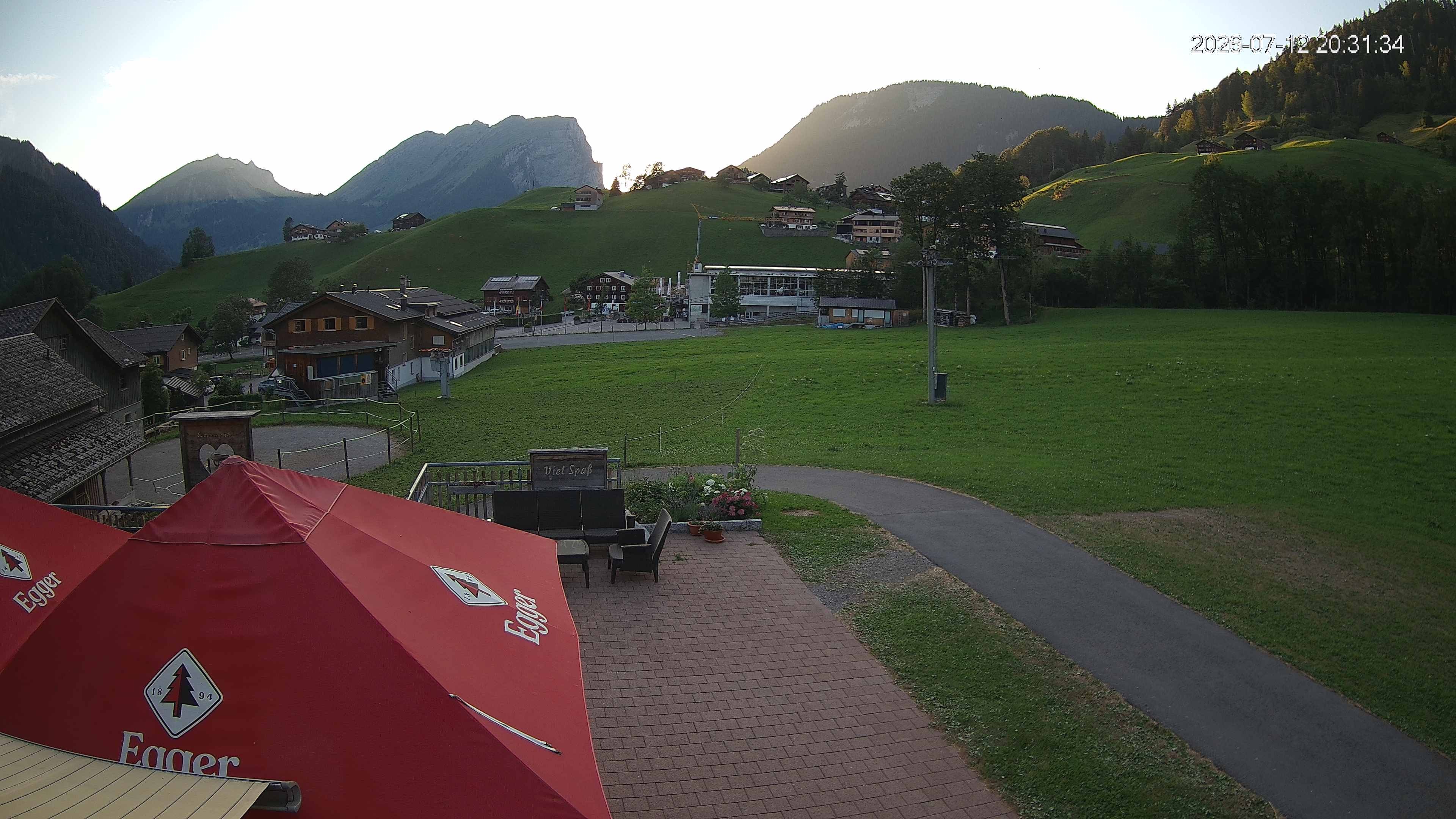 Archived image Webcam Hotel "Schrannen-Hof" at mountain "Diedamskopf"