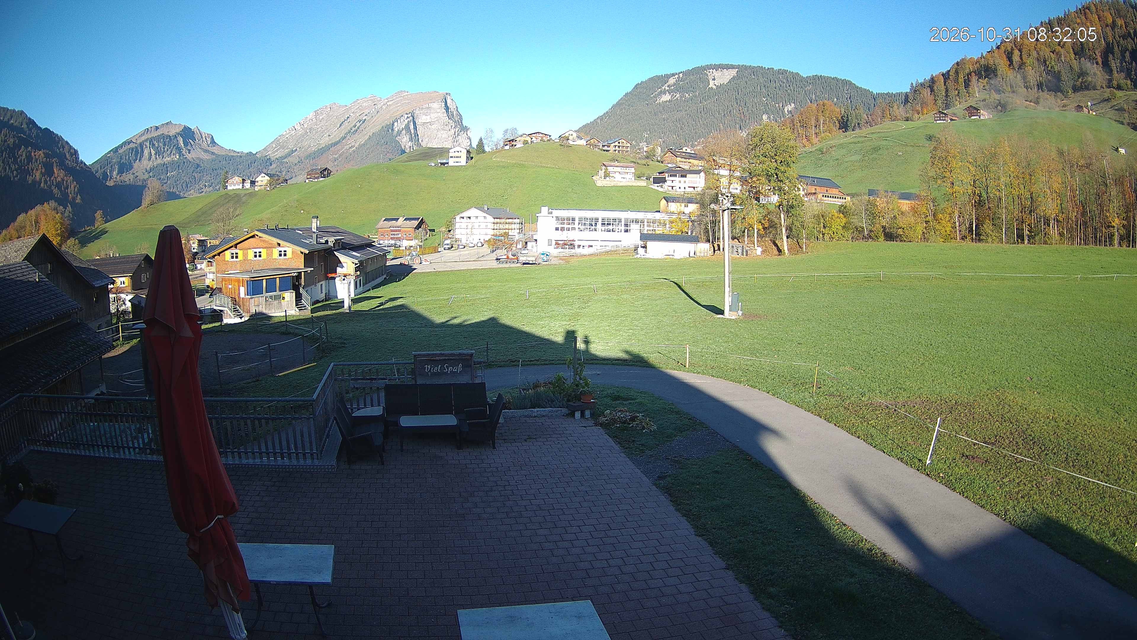 Archived image Webcam Hotel "Schrannen-Hof" at mountain "Diedamskopf"