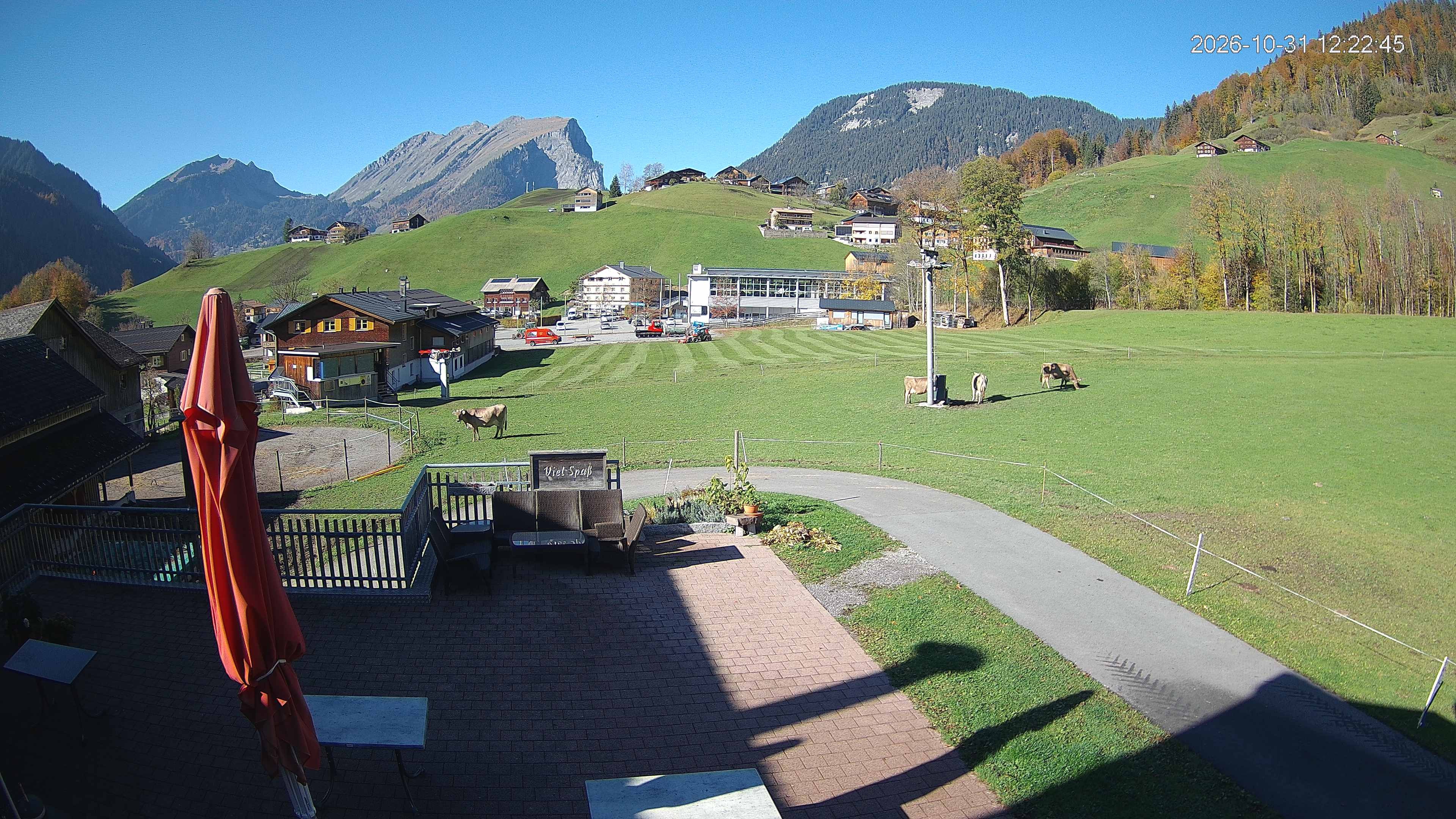 Archived image Webcam Hotel "Schrannen-Hof" at mountain "Diedamskopf"