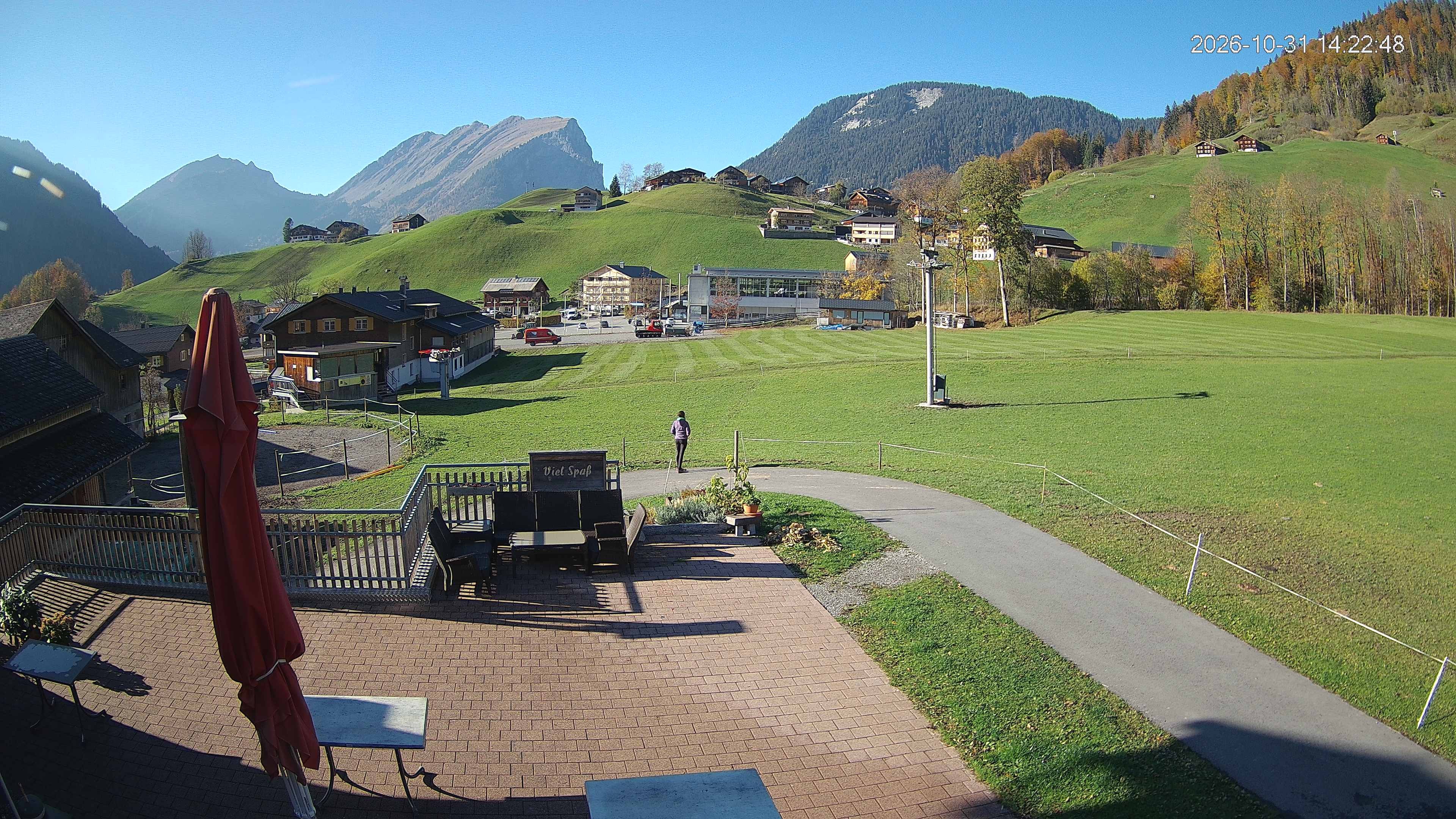 Archived image Webcam Hotel "Schrannen-Hof" at mountain "Diedamskopf"