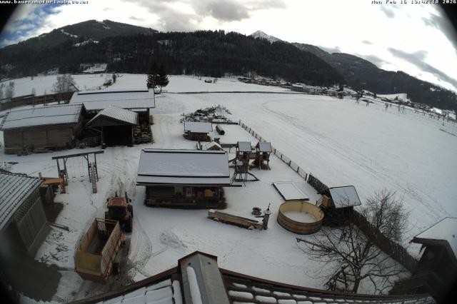 Archived image Webcam Organic farm Arnoldgut in Altenmarkt