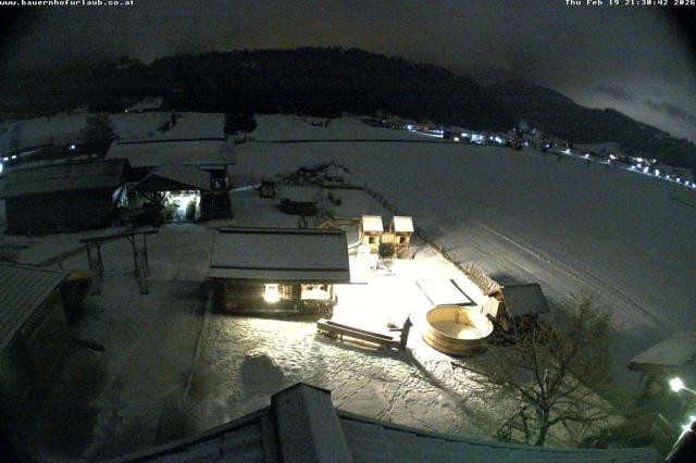 Archived image Webcam Organic farm Arnoldgut in Altenmarkt