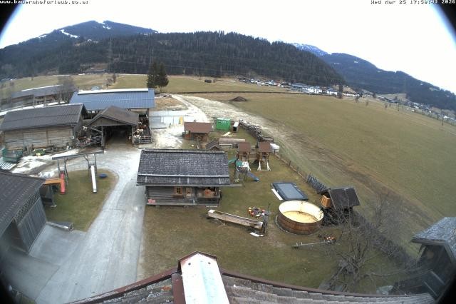 Archived image Webcam Organic farm Arnoldgut in Altenmarkt