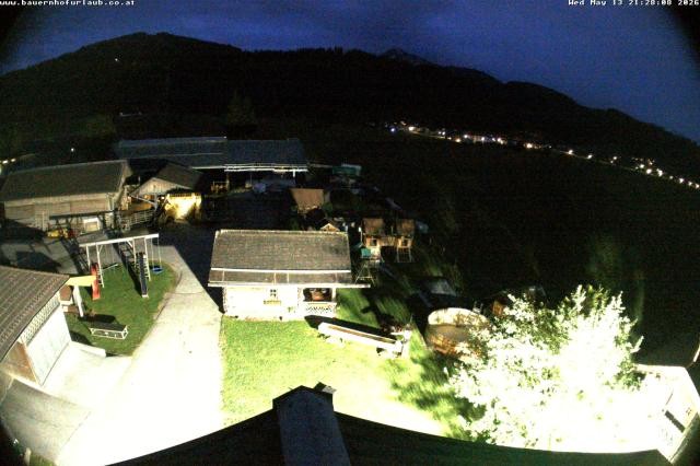 Archived image Webcam Organic farm Arnoldgut in Altenmarkt