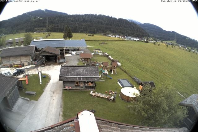 Archived image Webcam Organic farm Arnoldgut in Altenmarkt