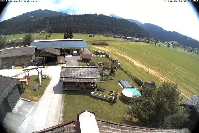 Archived image Webcam Organic farm Arnoldgut in Altenmarkt