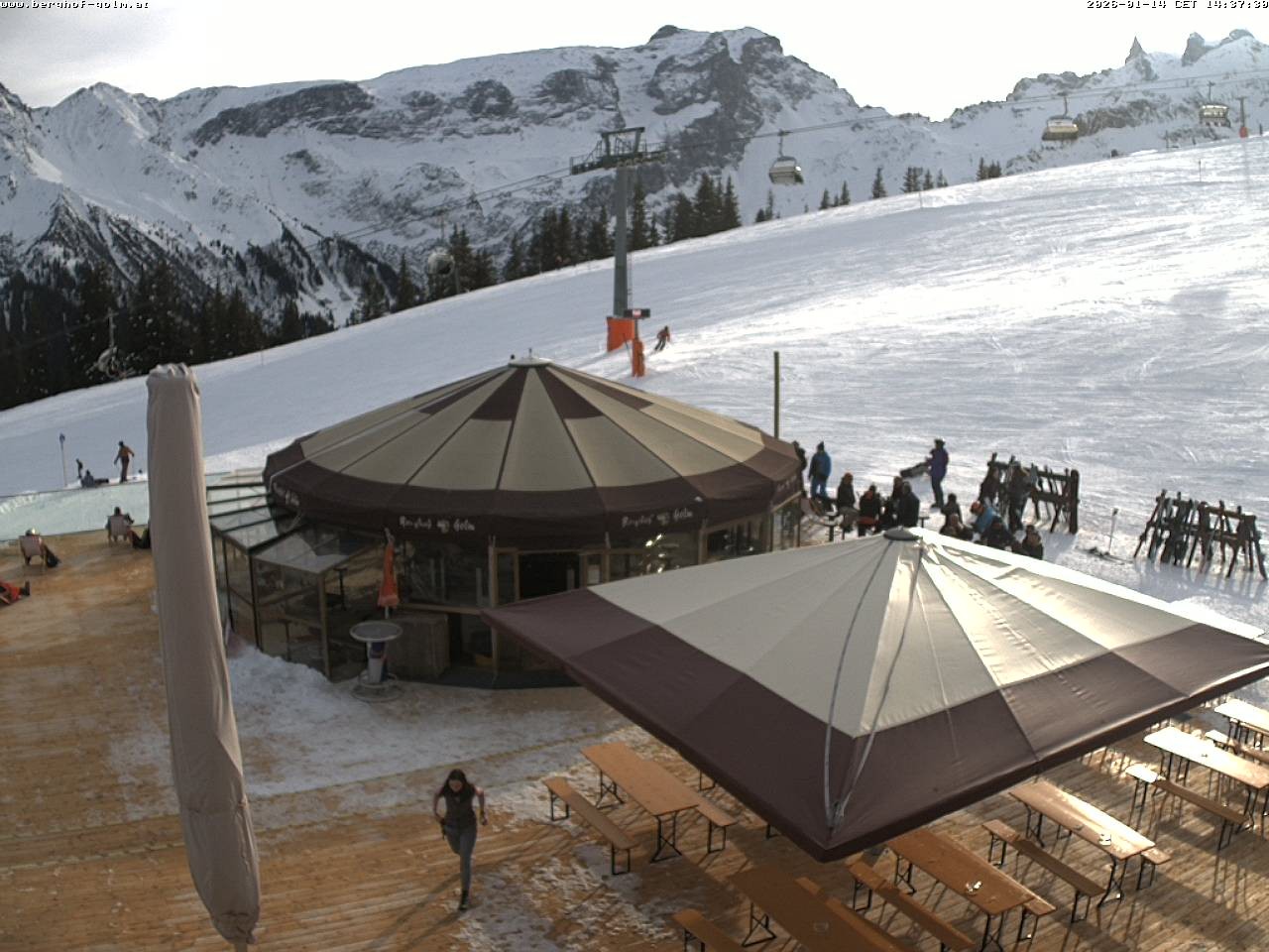 Archived image Webcam mountain restaurant "Berghof Golm", Vorarlberg