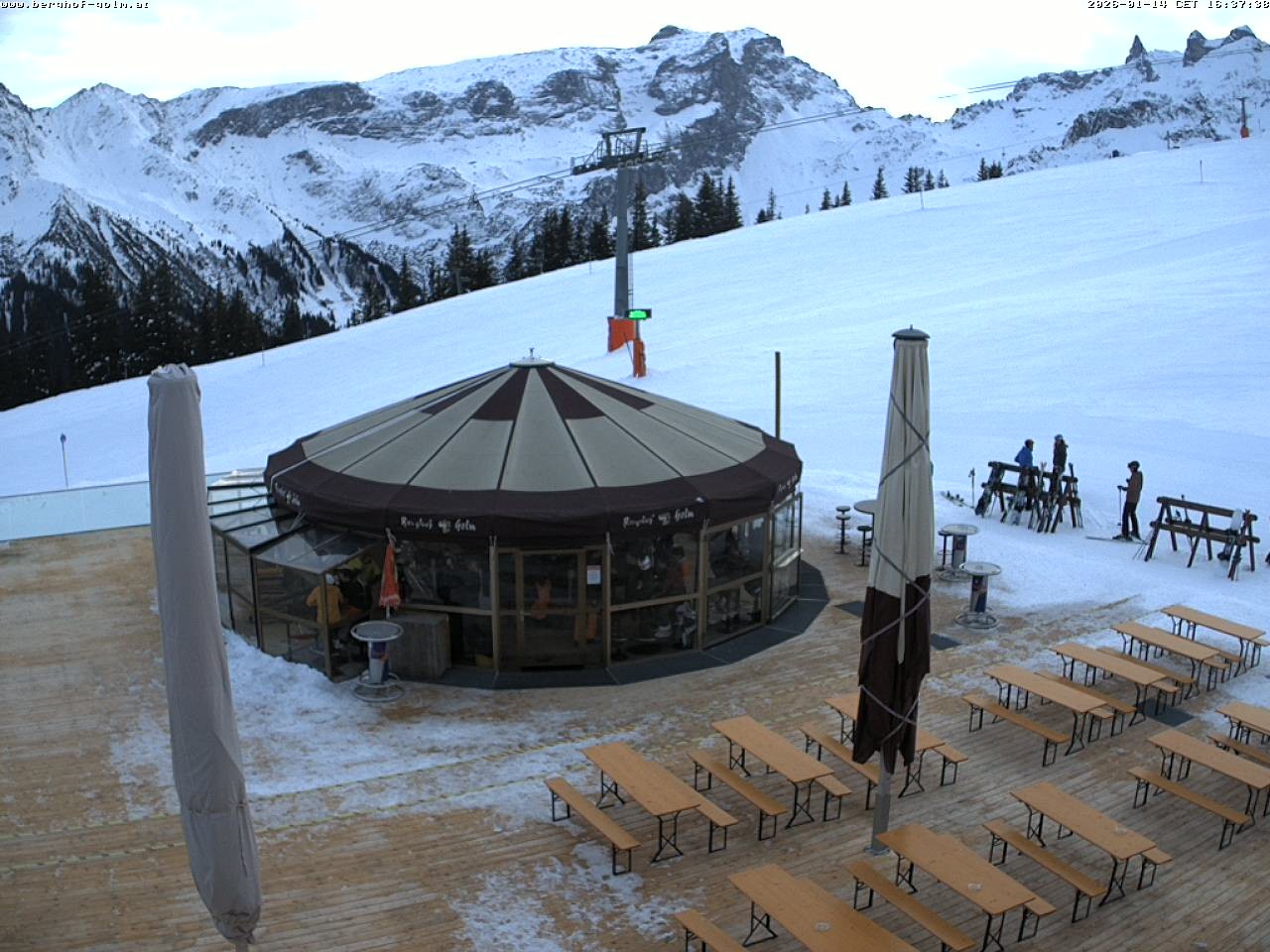 Archived image Webcam mountain restaurant "Berghof Golm", Vorarlberg