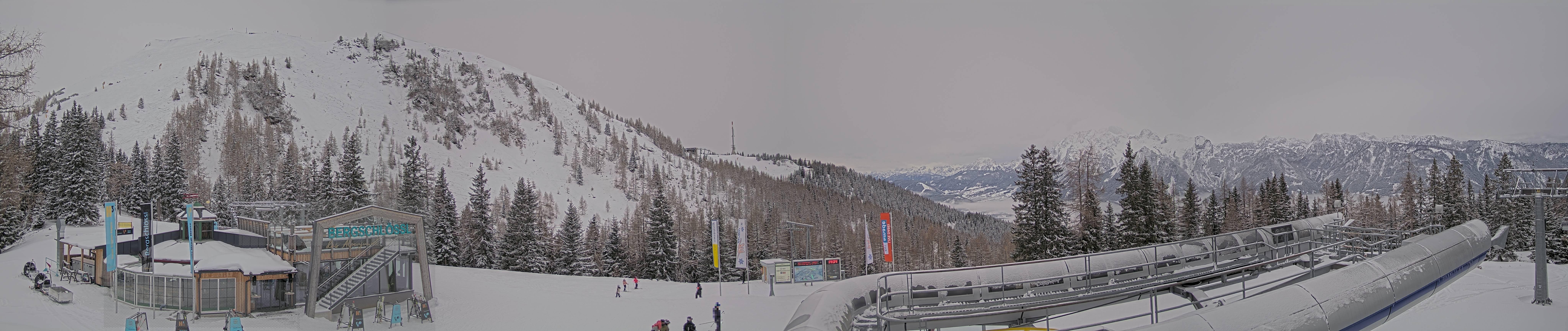 Archiv Foto Webcam Bergstation Höfi Express II (1821 m)