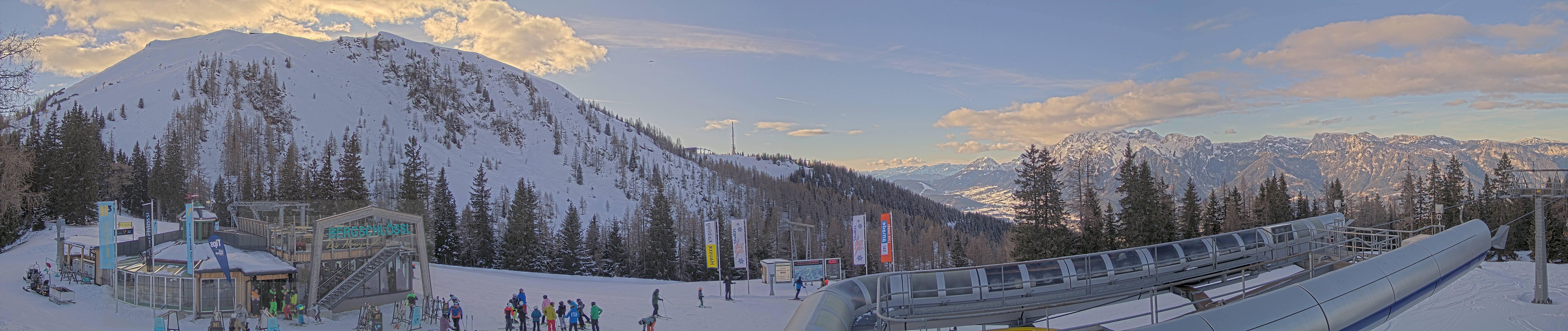 Archiv Foto Webcam Bergstation Höfi Express II (1821 m)