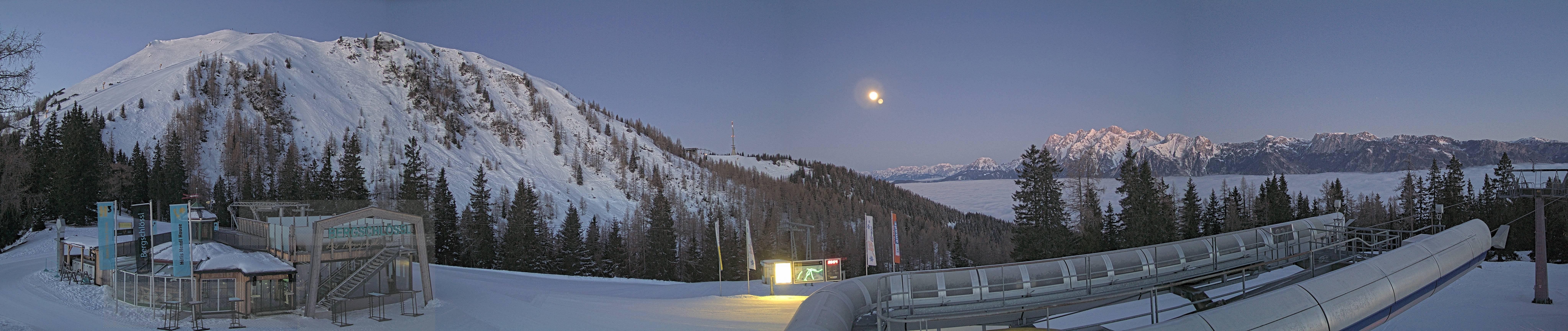 Archiv Foto Webcam Bergstation Höfi Express II (1821 m)