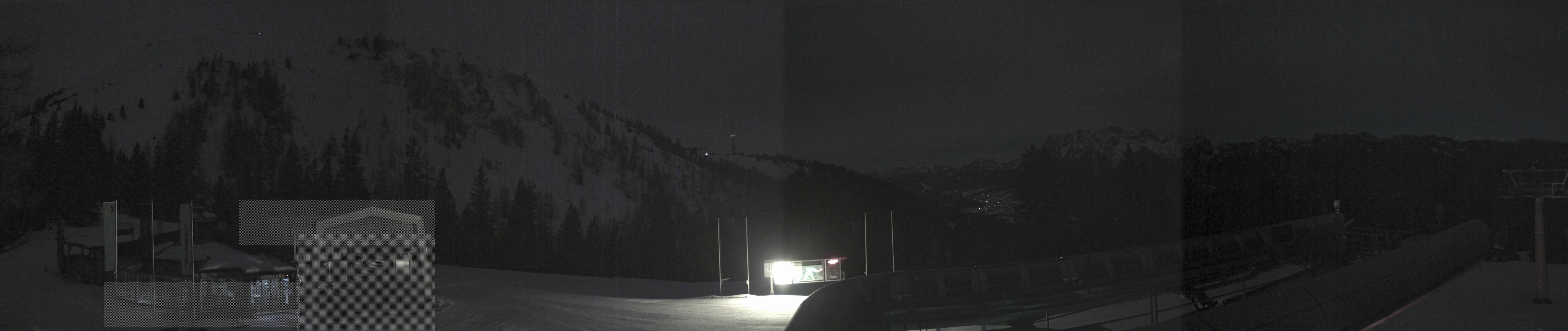 Archiv Foto Webcam Bergstation Höfi Express II (1821 m)