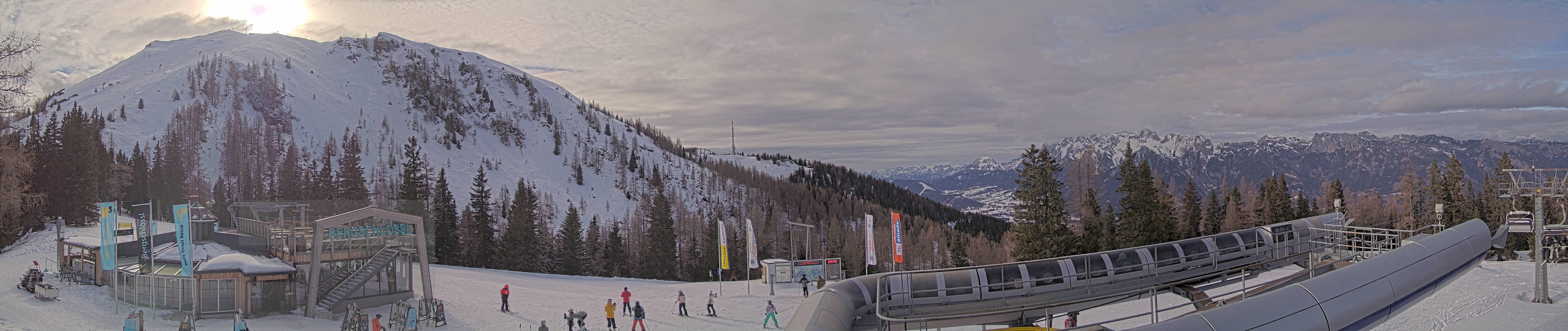 Archiv Foto Webcam Bergstation Höfi Express II (1821 m)