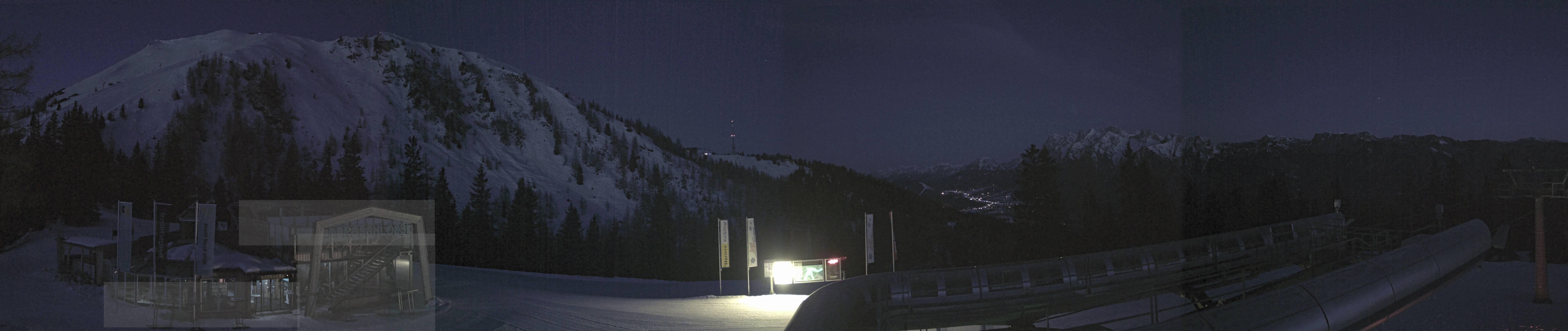 Archiv Foto Webcam Bergstation Höfi Express II (1821 m)