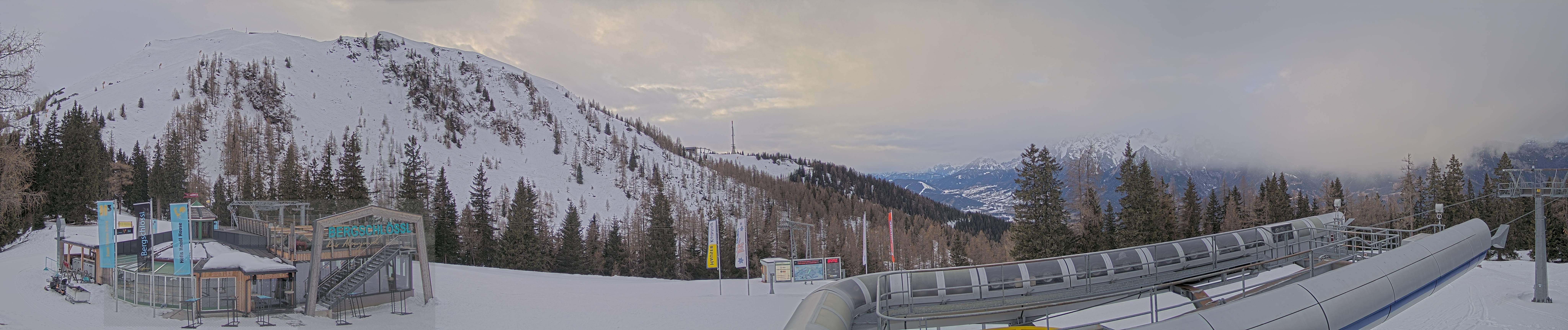 Archiv Foto Webcam Bergstation Höfi Express II (1821 m)