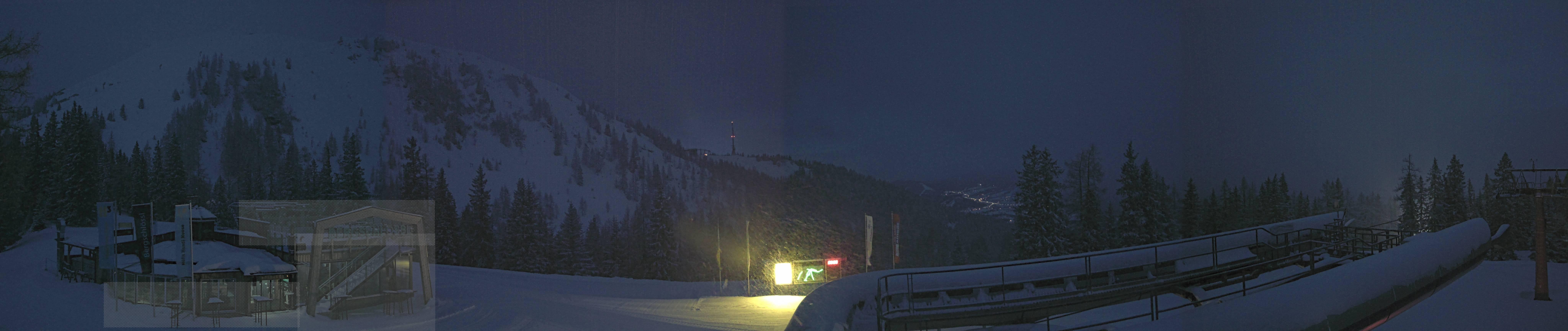 Archived image Webcam Top station Höfi Express II (1821 m)