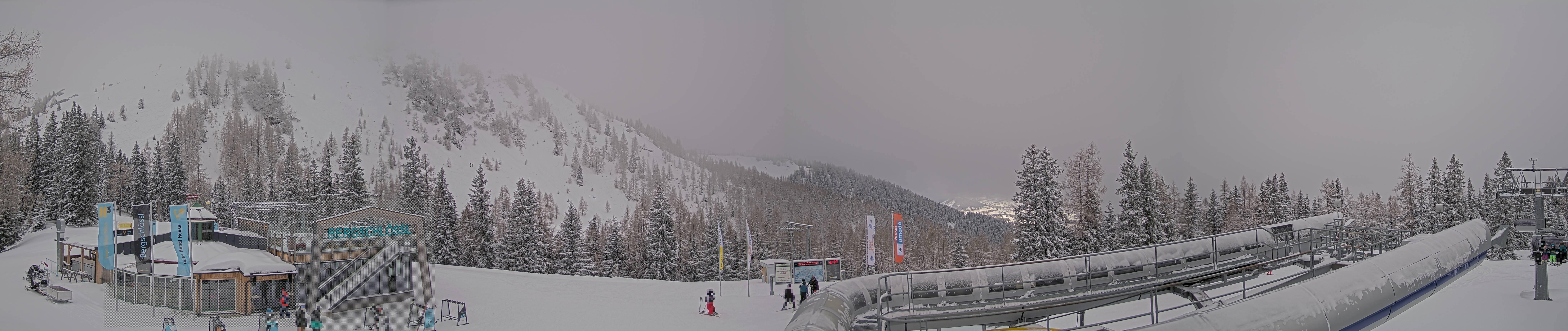 Archived image Webcam Top station Höfi Express II (1821 m)