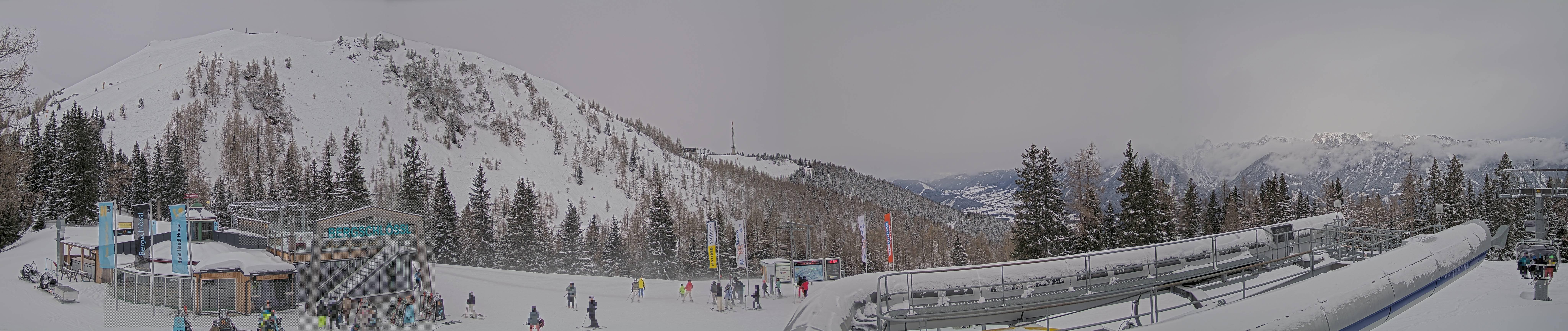 Archiv Foto Webcam Bergstation Höfi Express II (1821 m)