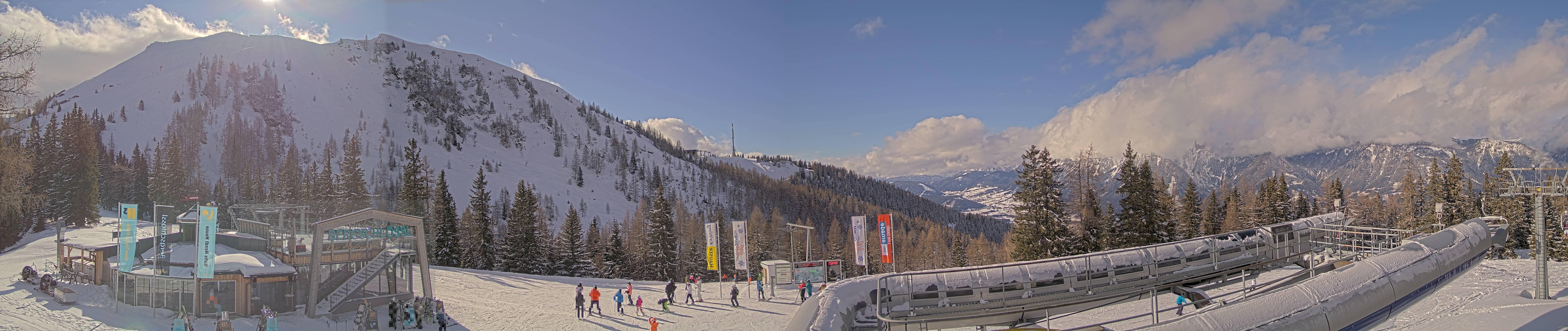 Archiv Foto Webcam Bergstation Höfi Express II (1821 m)