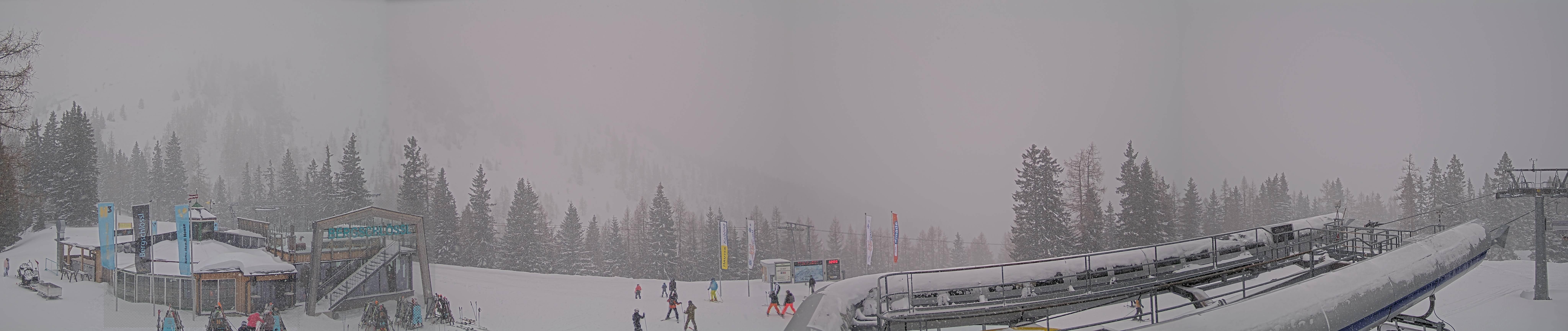 Archiv Foto Webcam Bergstation Höfi Express II (1821 m)