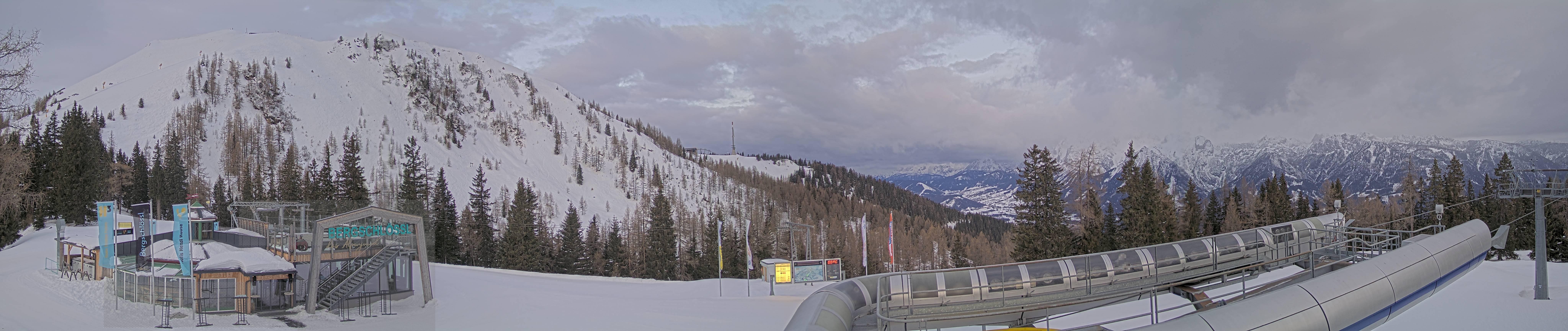 Archiv Foto Webcam Bergstation Höfi Express II (1821 m)