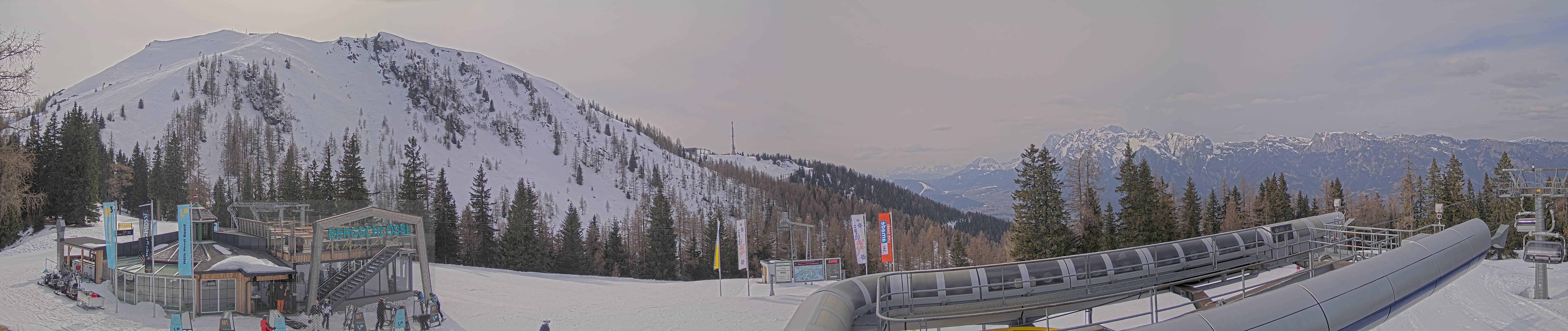 Archiv Foto Webcam Bergstation Höfi Express II (1821 m)