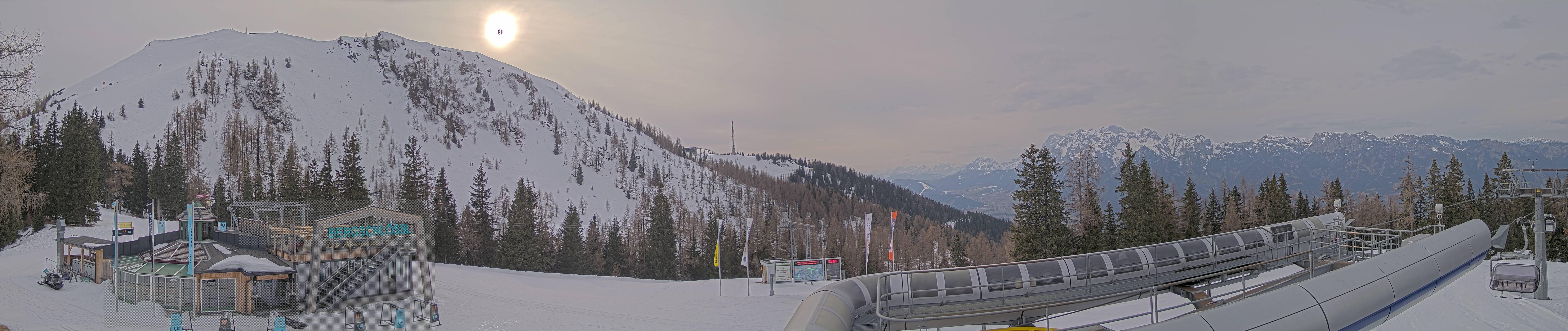 Archiv Foto Webcam Bergstation Höfi Express II (1821 m)