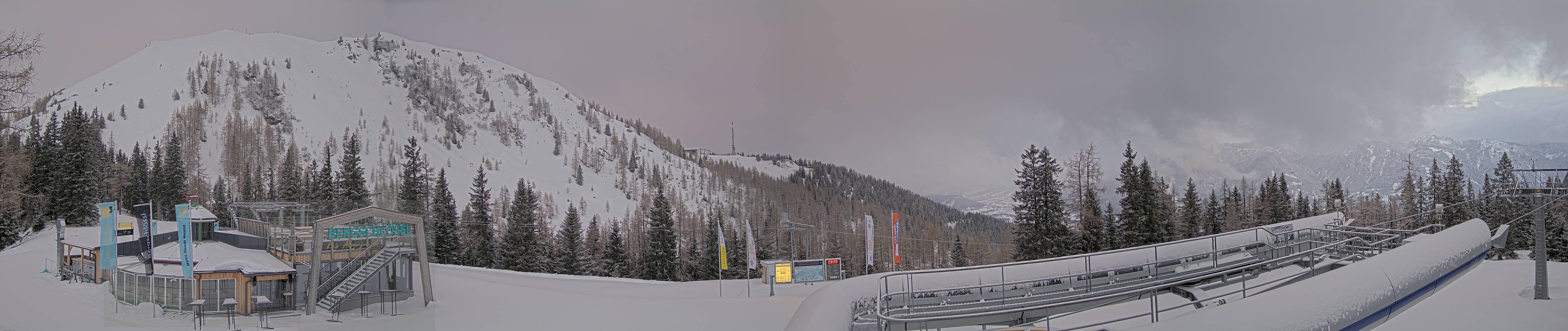 Archiv Foto Webcam Bergstation Höfi Express II (1821 m)