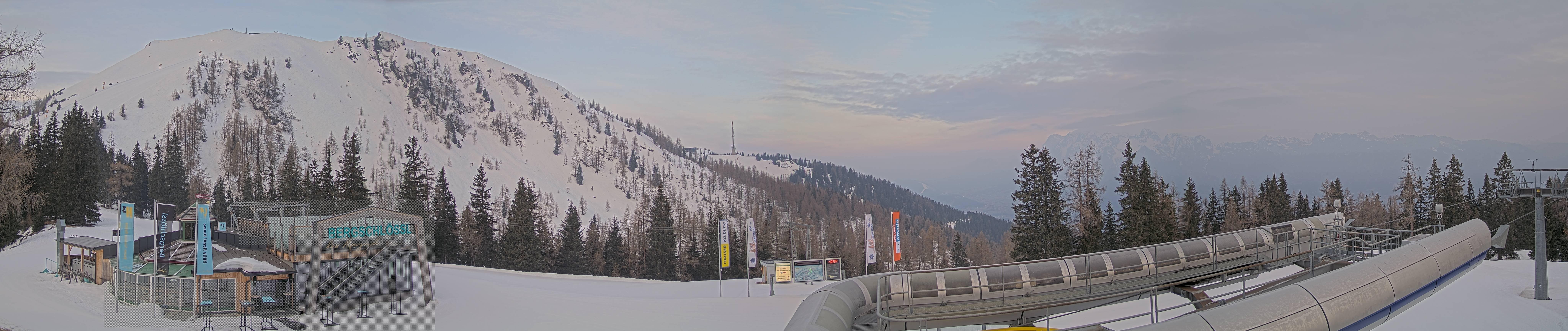 Archiv Foto Webcam Bergstation Höfi Express II (1821 m)