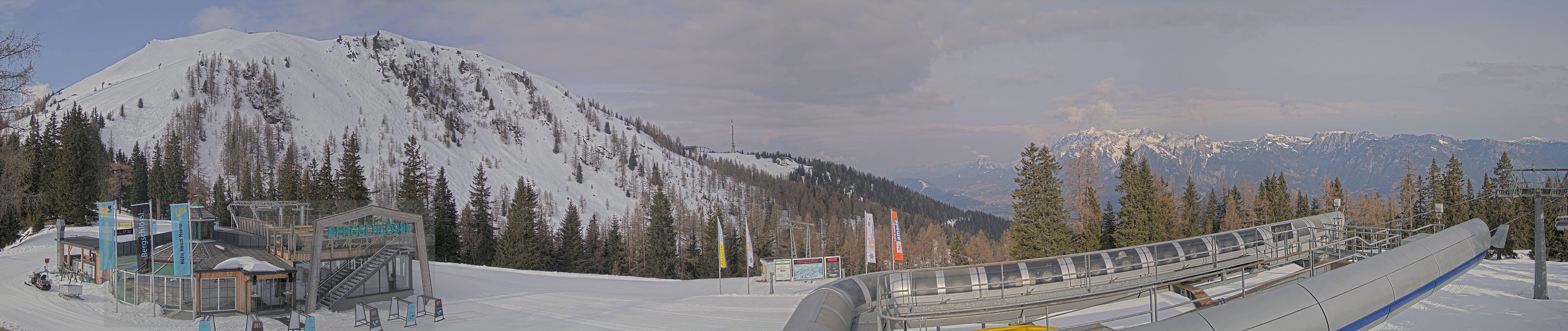 Archiv Foto Webcam Bergstation Höfi Express II (1821 m)